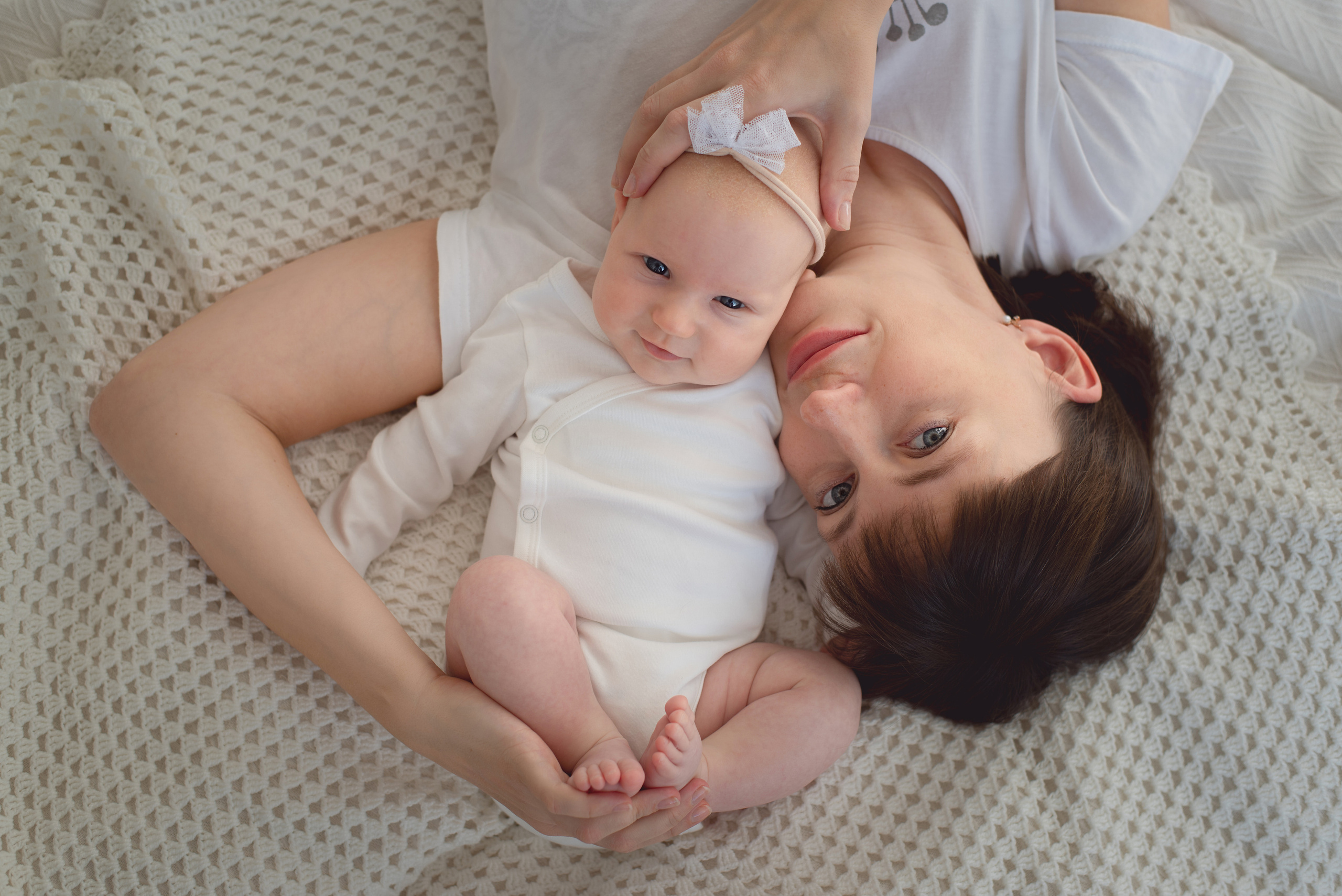 Home photo shoots in Montenegro. Photographer of newborns and children up to a year in Montenegro