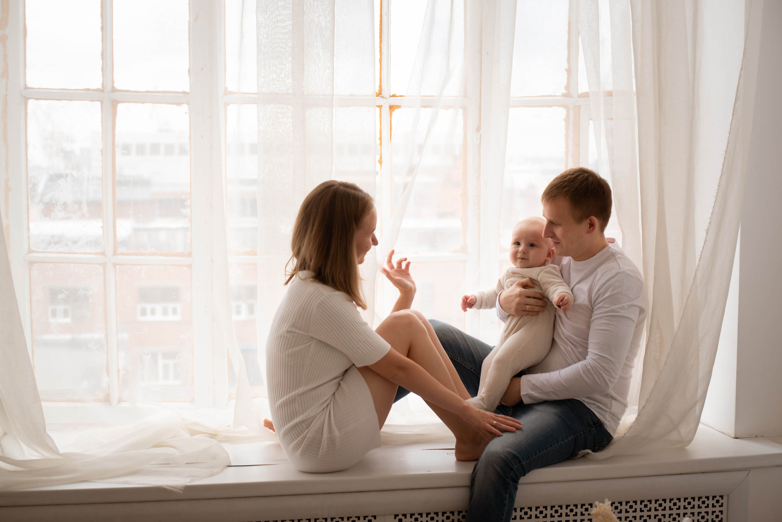 Home photo shoots in Montenegro. Photographer of newborns and children up to a year in Montenegro