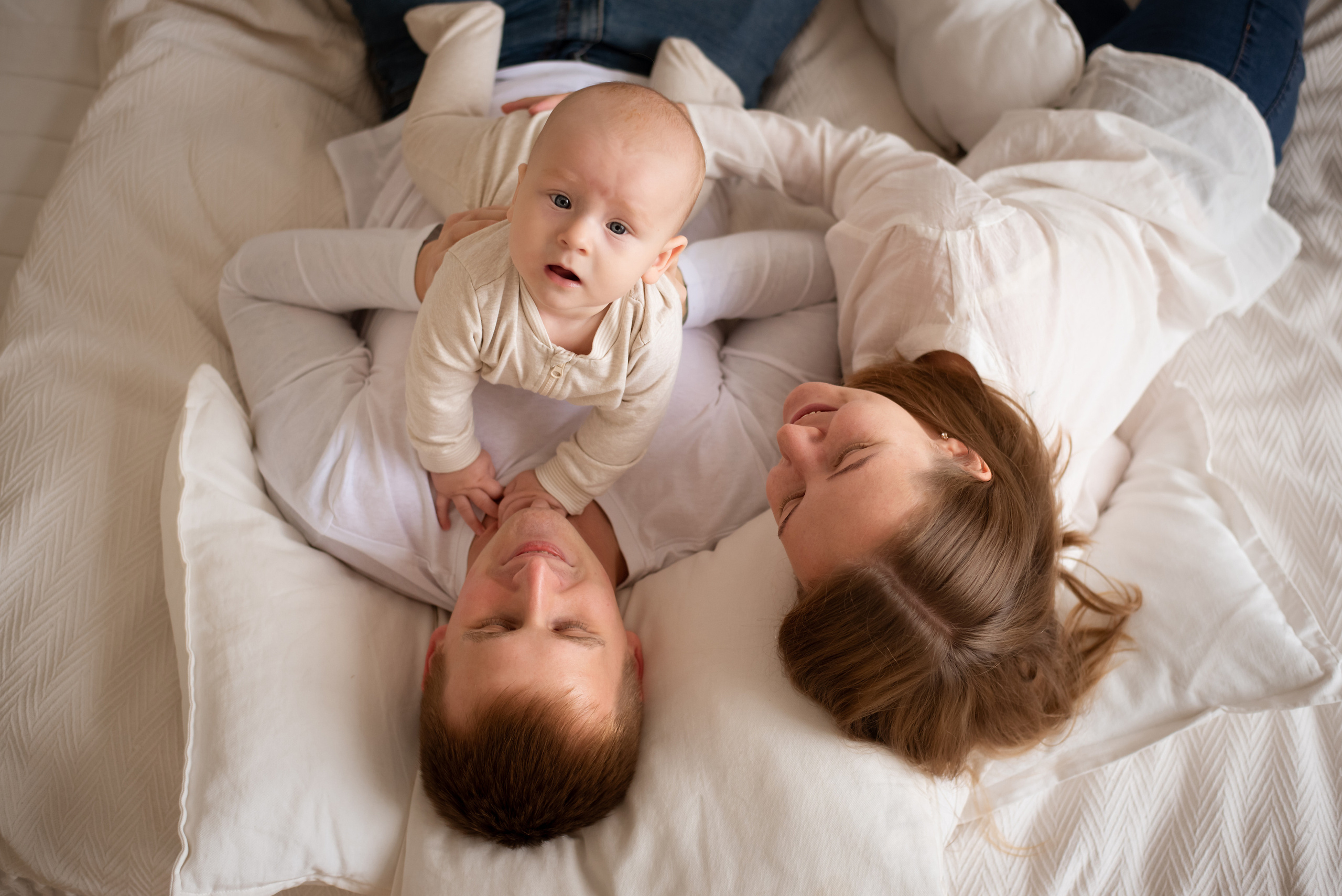 Home photo shoots in Montenegro. Photographer of newborns and children up to a year in Montenegro