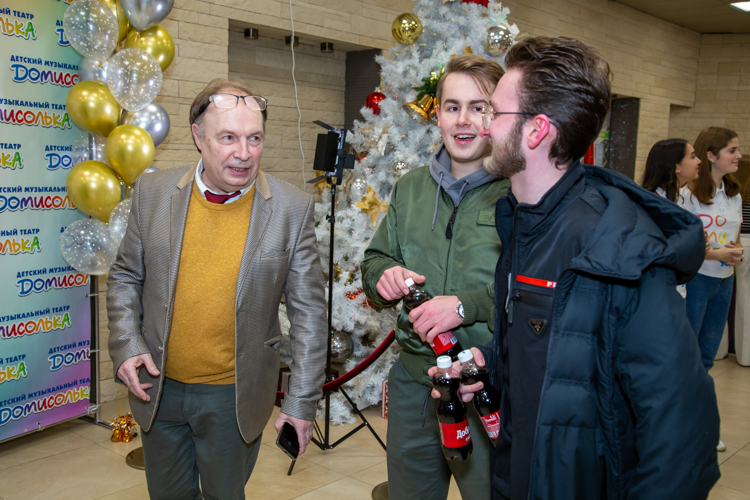 Репортажная съёмка для Домисольки на новый год. «Студия DRONAVT`s» — видеосъёмка и фотография г. Москва