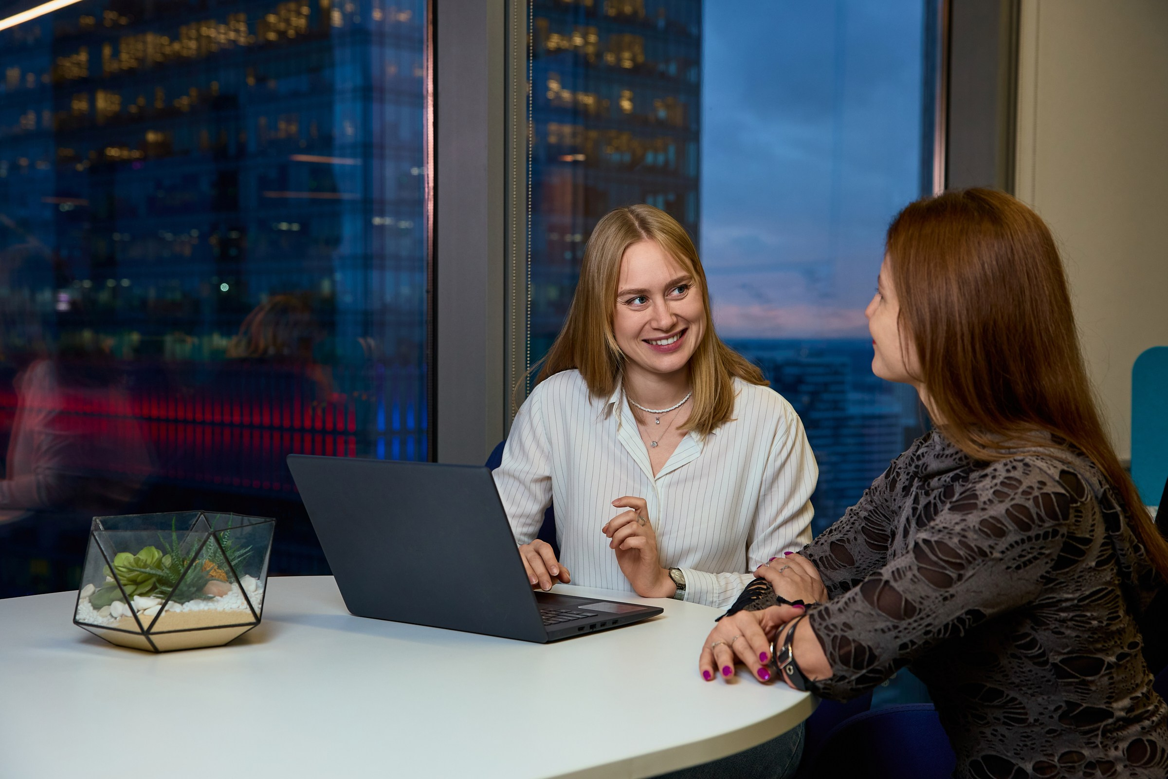 «Petrovax | Фотогалерея сотрудников и производства». Видеограф, фотограф Илья Новиков Москва, Екатеринбург, Калининград