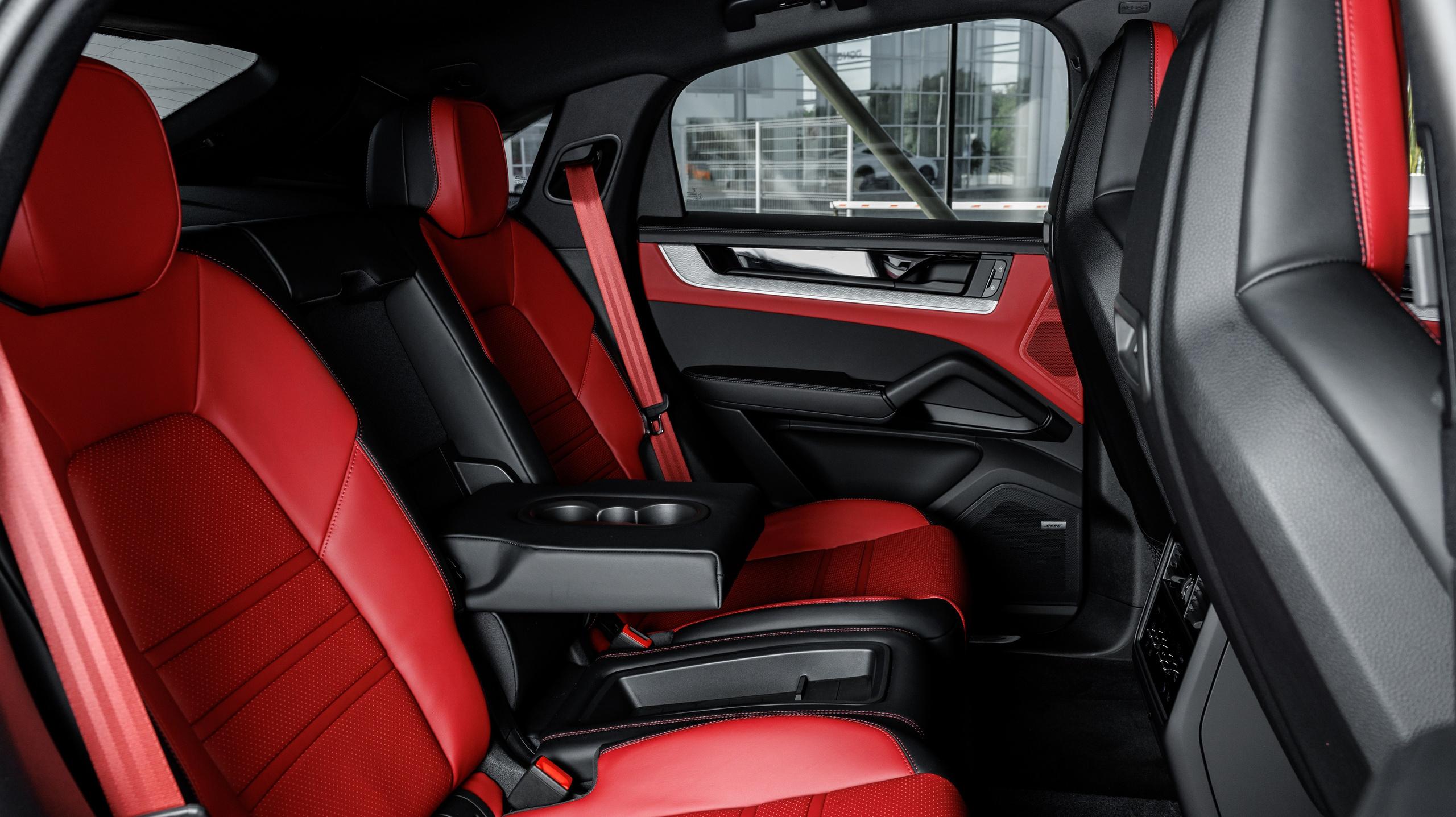 ДЦ PORSCHE Минеральные Воды. Фотограф Ставрополь Петр Голубенко