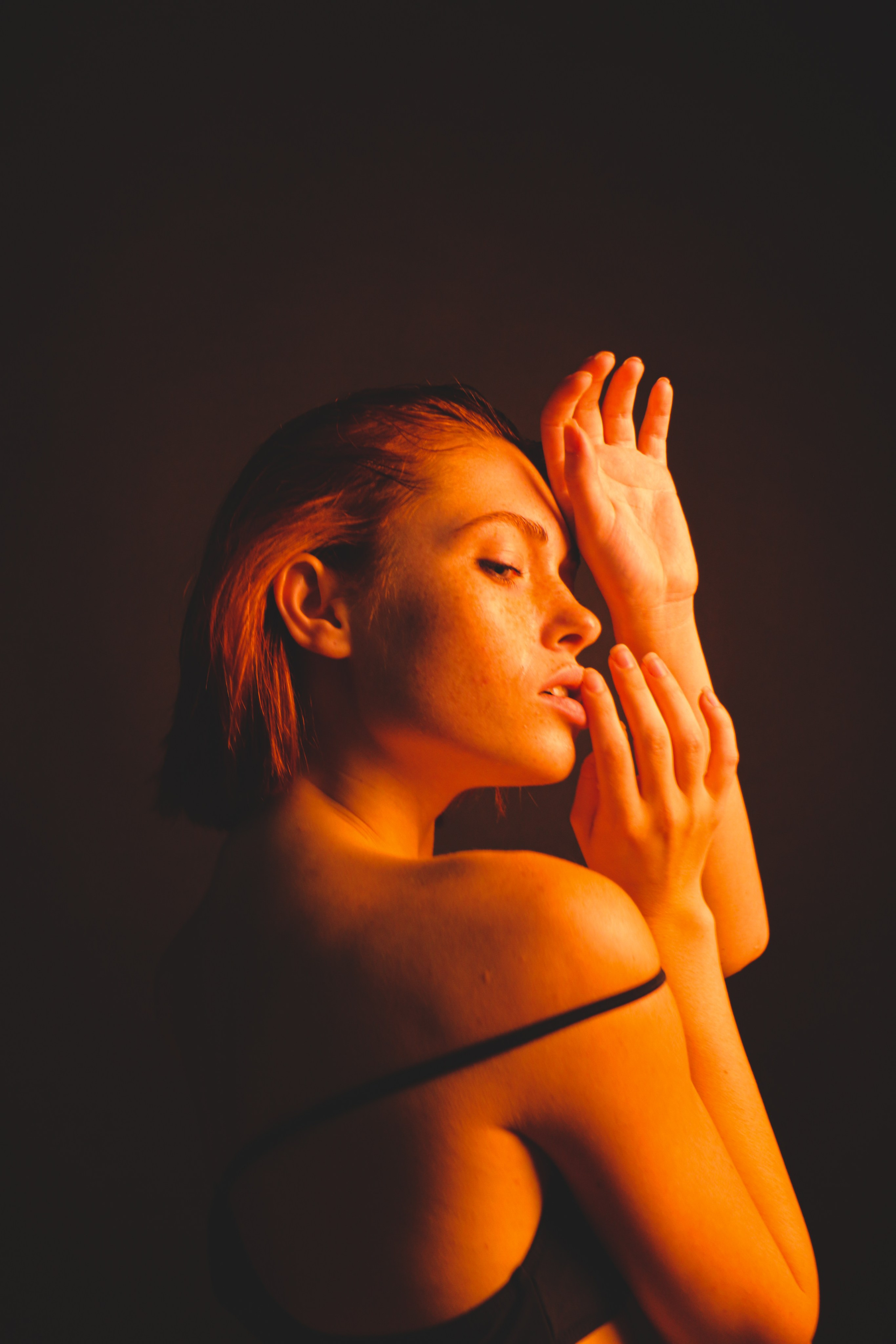 ELLY ON FIRE. Любовь Моргасова [LU SPRING]: Фотограф и куратор