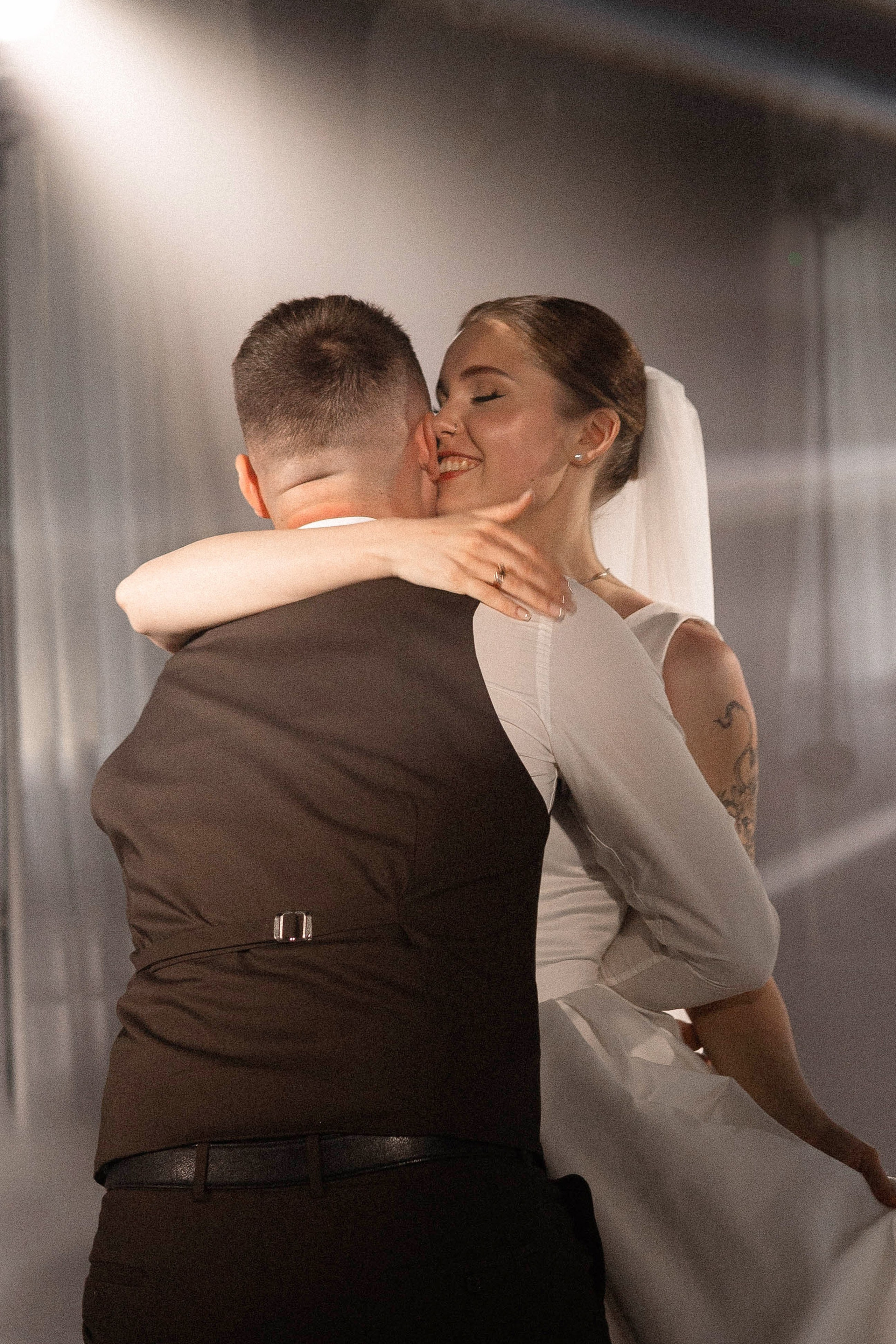 Крепкие объятия. Свадебный и портретный фотограф Соломко Диана