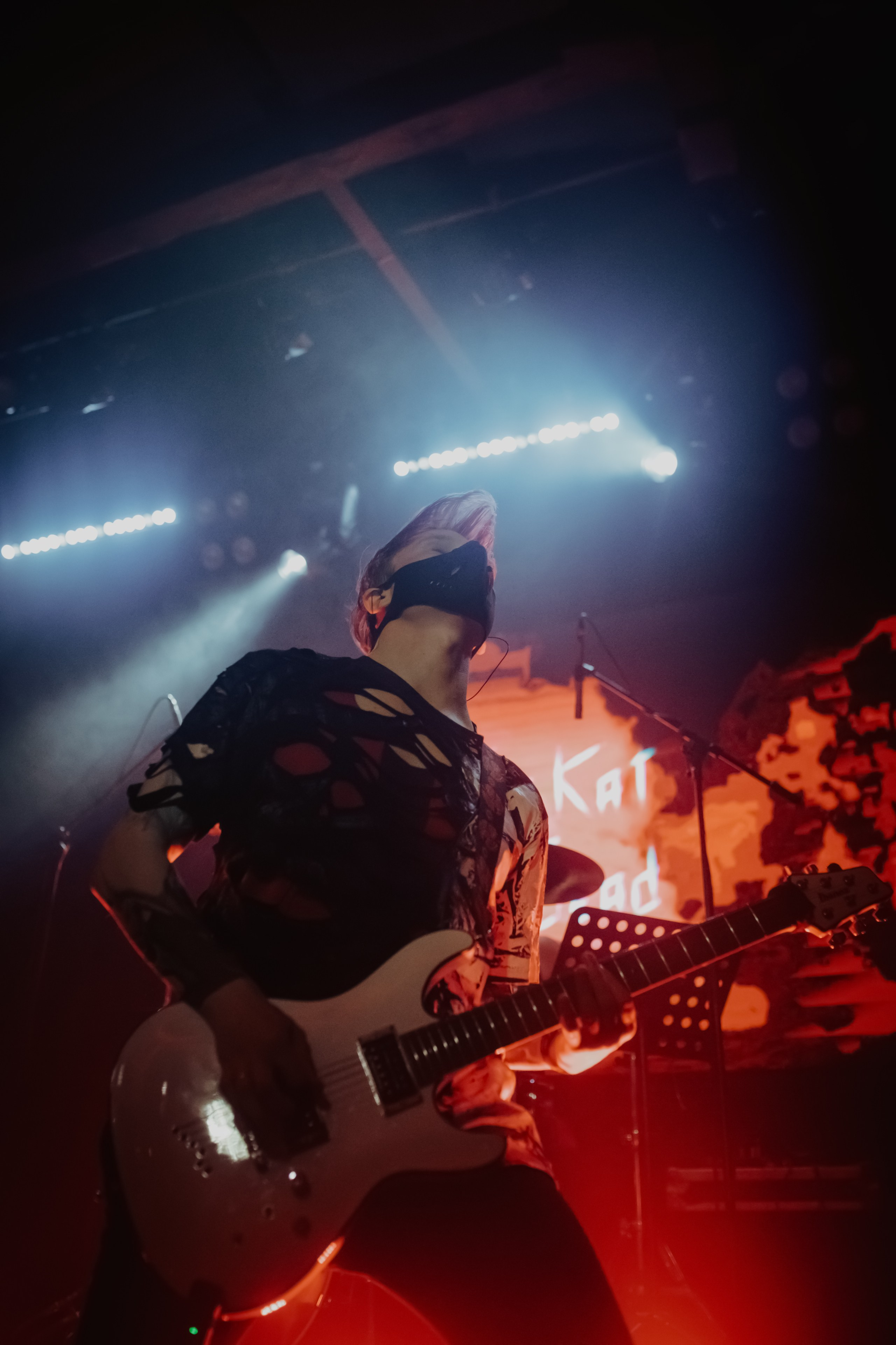 THE KAT IS DEAD. Фотограф Елена Богачева (lenalena_na_na_na)