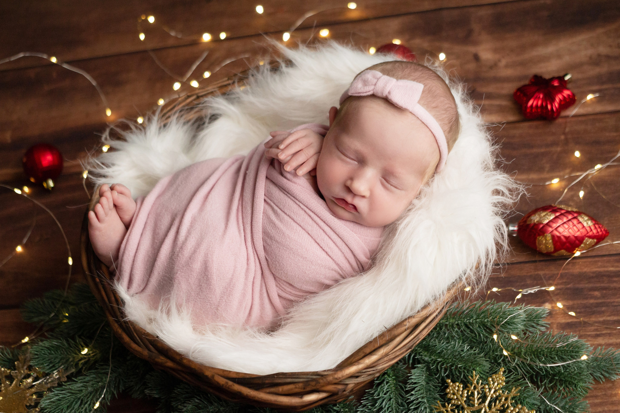 Классический стиль newborn. Фотограф новорождённых Анапа Елена Кушнарь