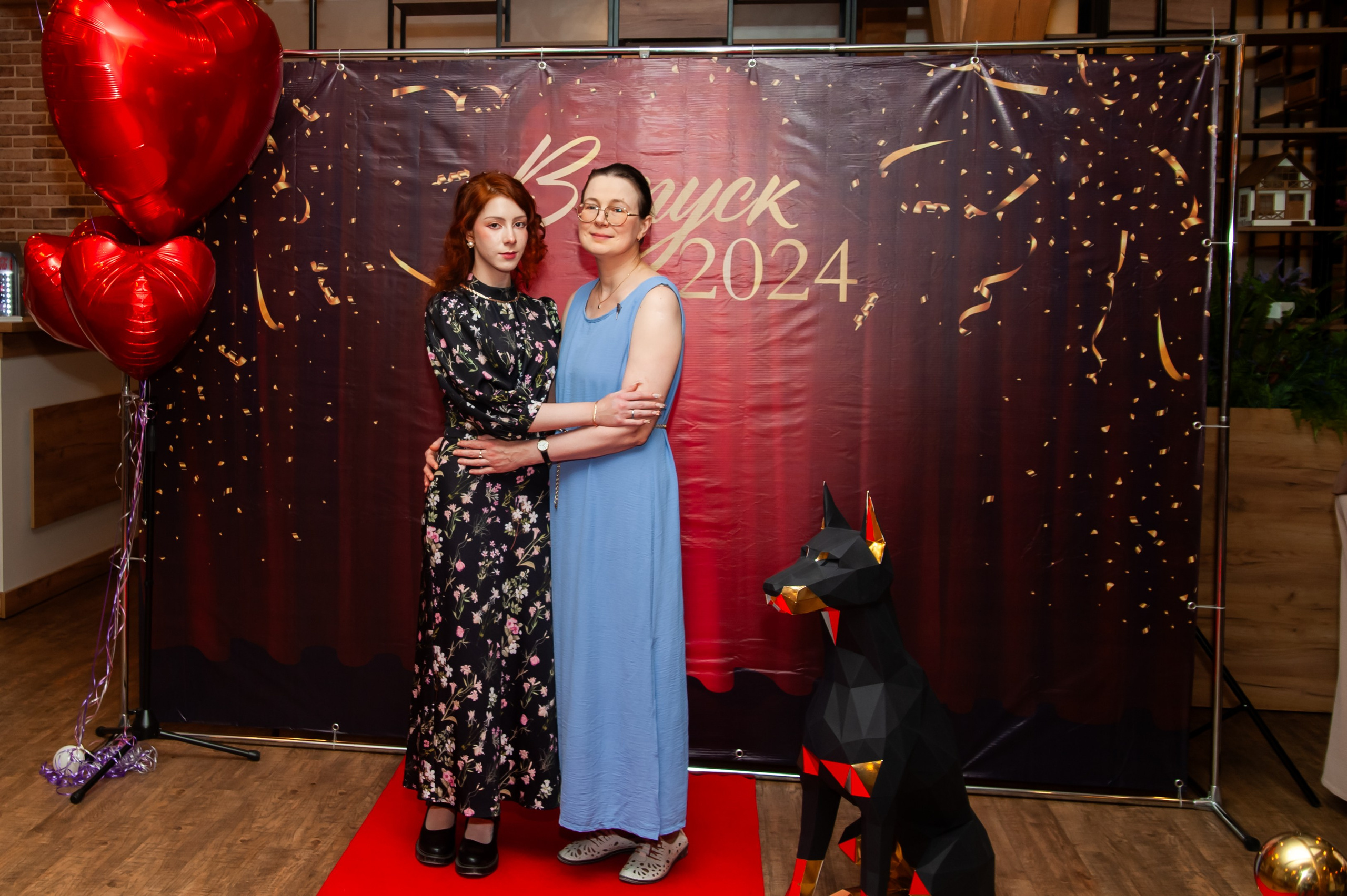 Выпускной МАОУ СОШ № 17 им. Эдуарда Есаяна. Свадебный и семейный фотограф Денис Лукьянов в Краснодаре, Краснодарском крае и Республике Крым