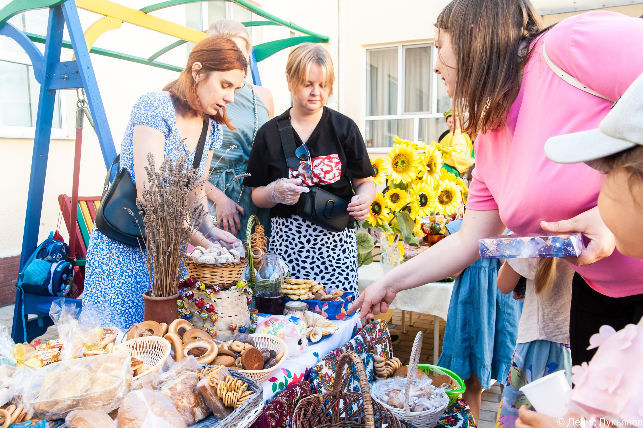 Ярмарка. Свадебный и семейный фотограф Денис Лукьянов в Краснодаре, Краснодарском крае и Республике Крым