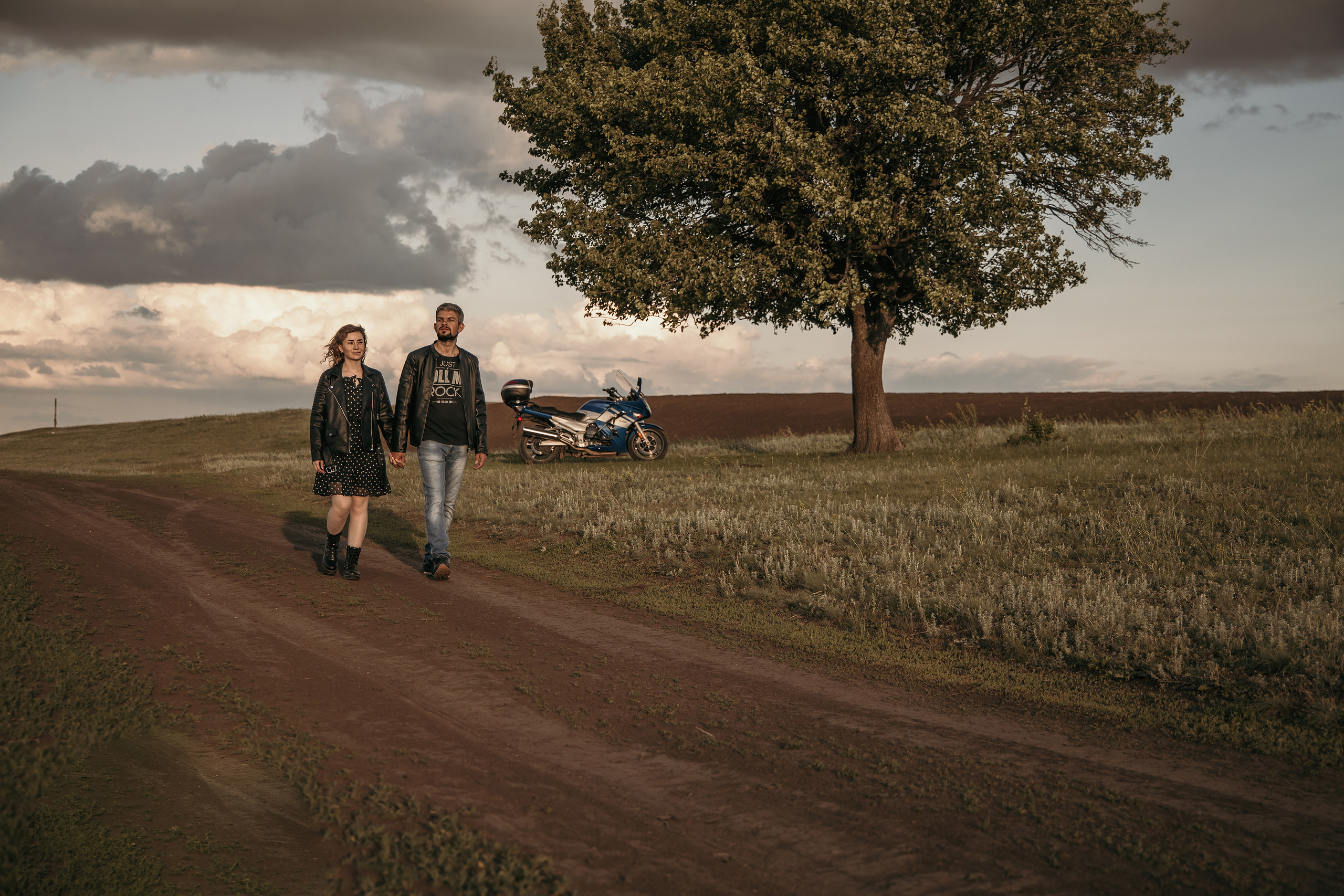 Прогулка на закате. Фотограф Софья Васильковская