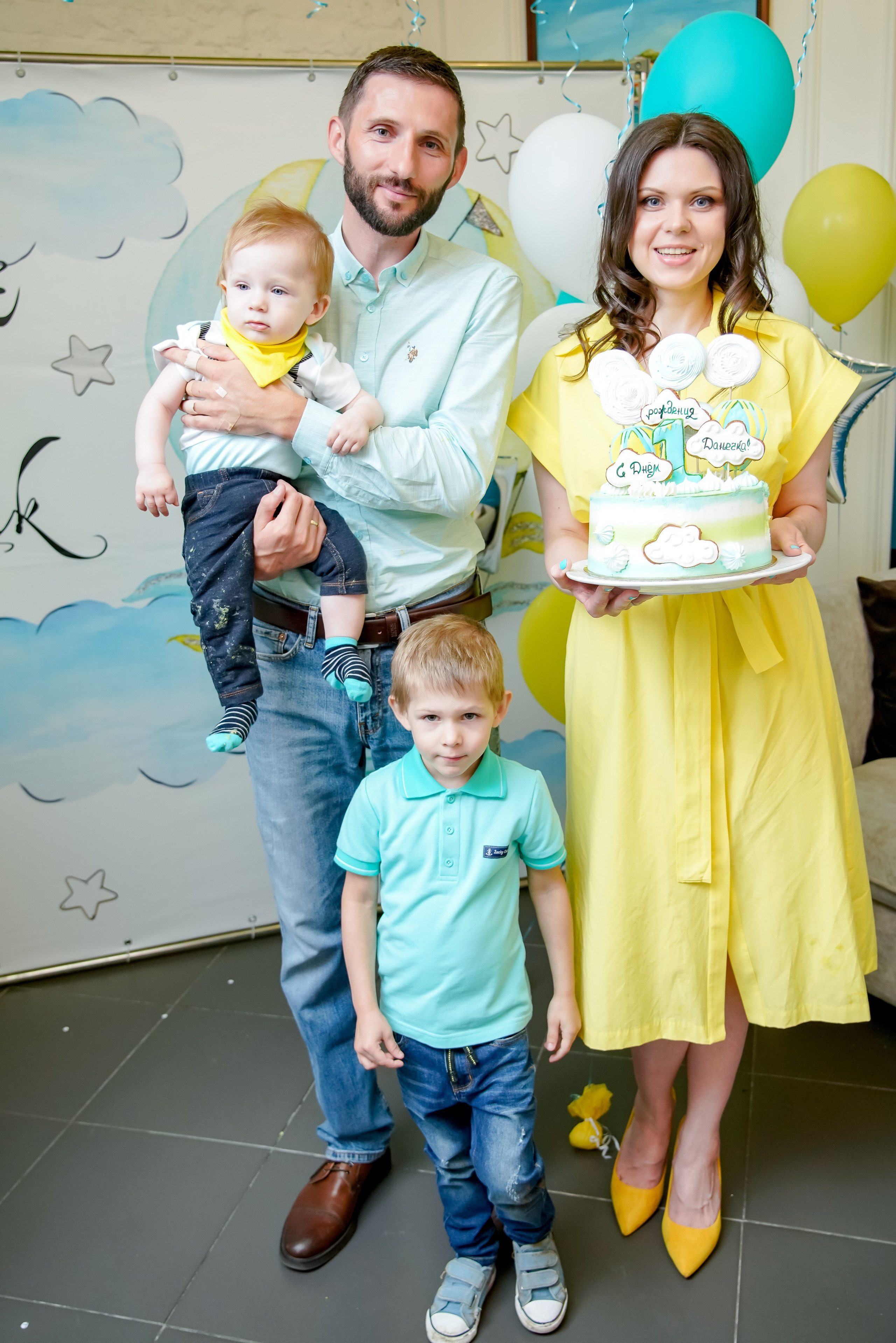 1 год)). Max Matvich and Victoria Basova are professionals in their field