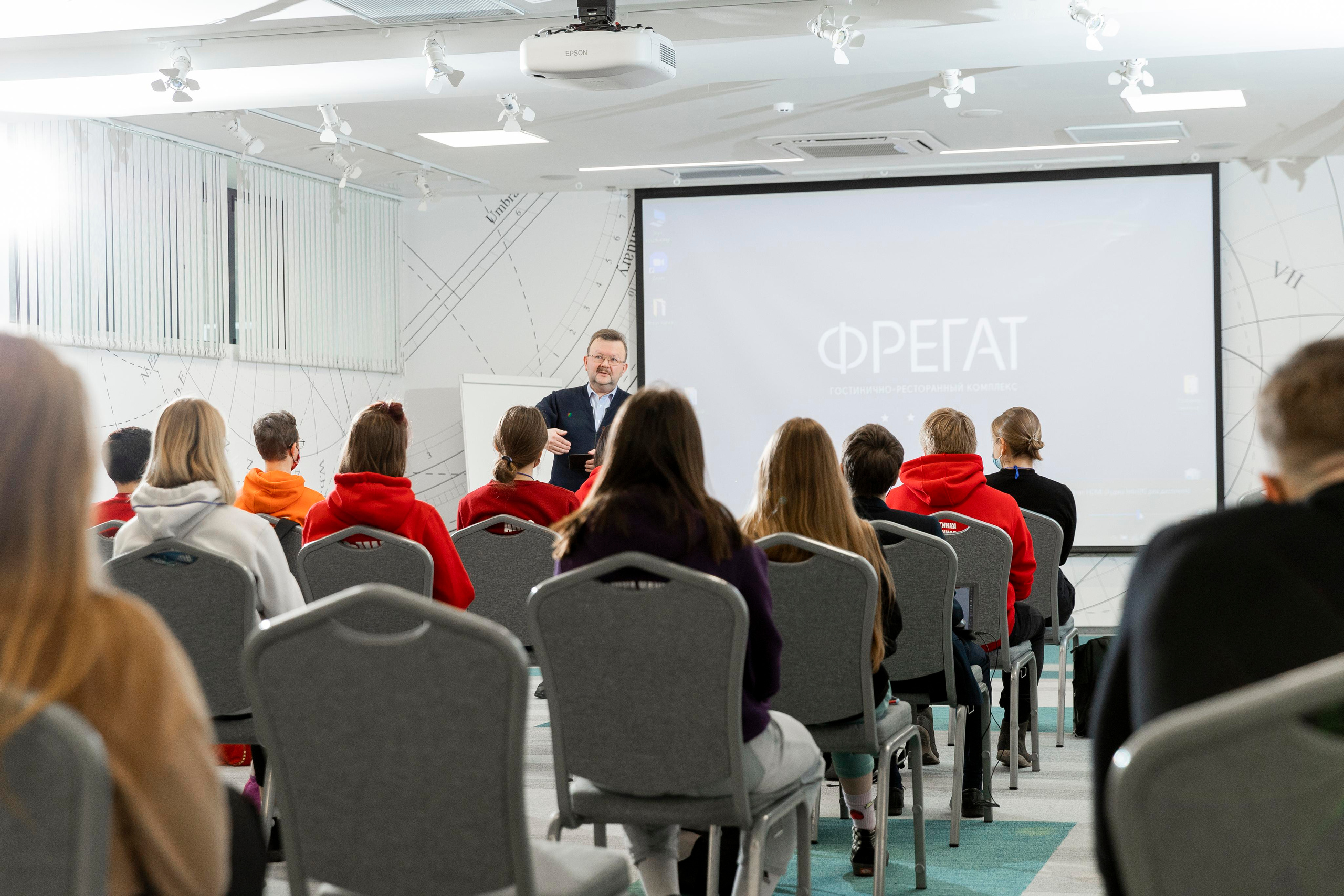 ХАКАТОН ПетрГУ. Репортажный фотограф Петрозаводск Сергей Киренков