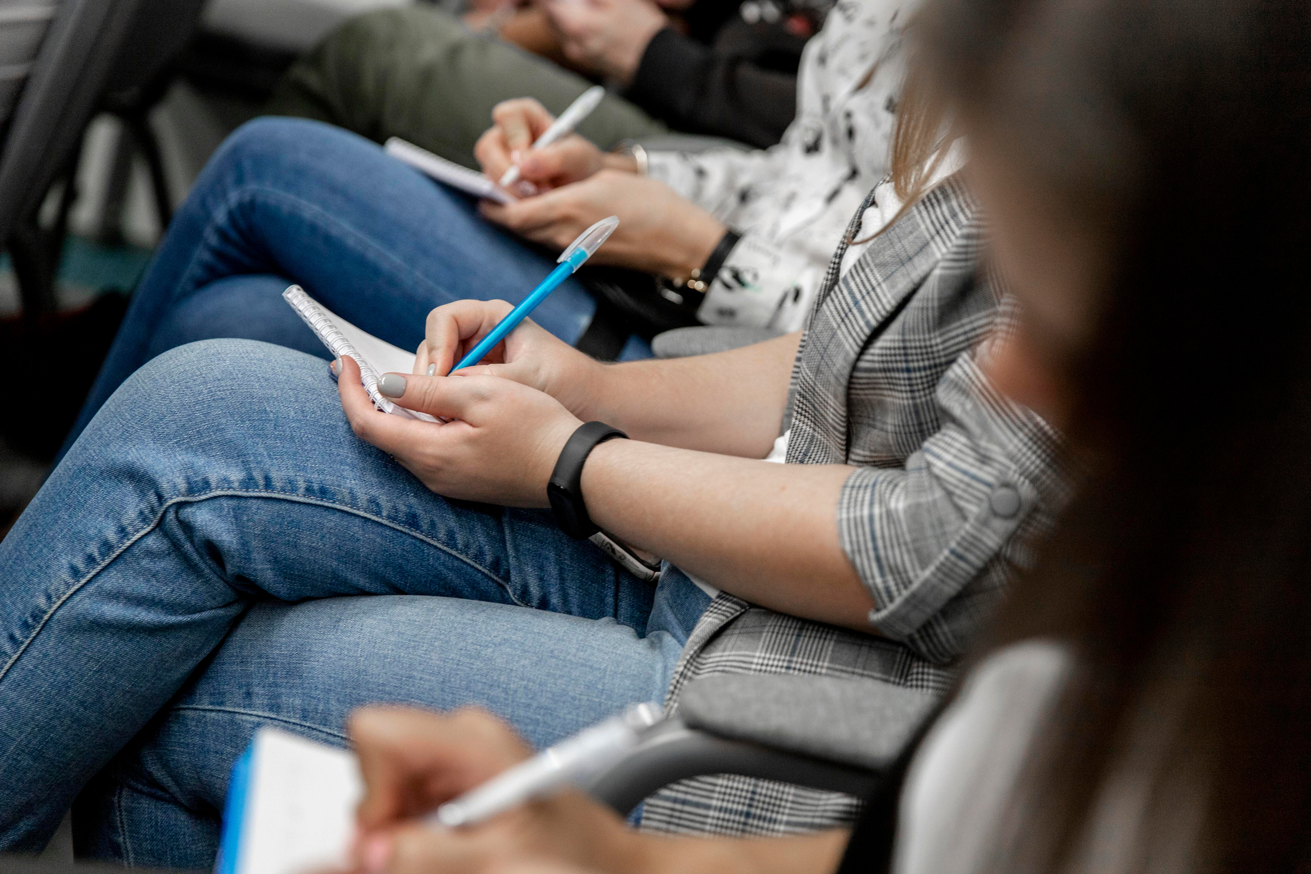 Евгений Колотилов, презентация в отеле Фрегат. Репортажный фотограф Петрозаводск Сергей Киренков