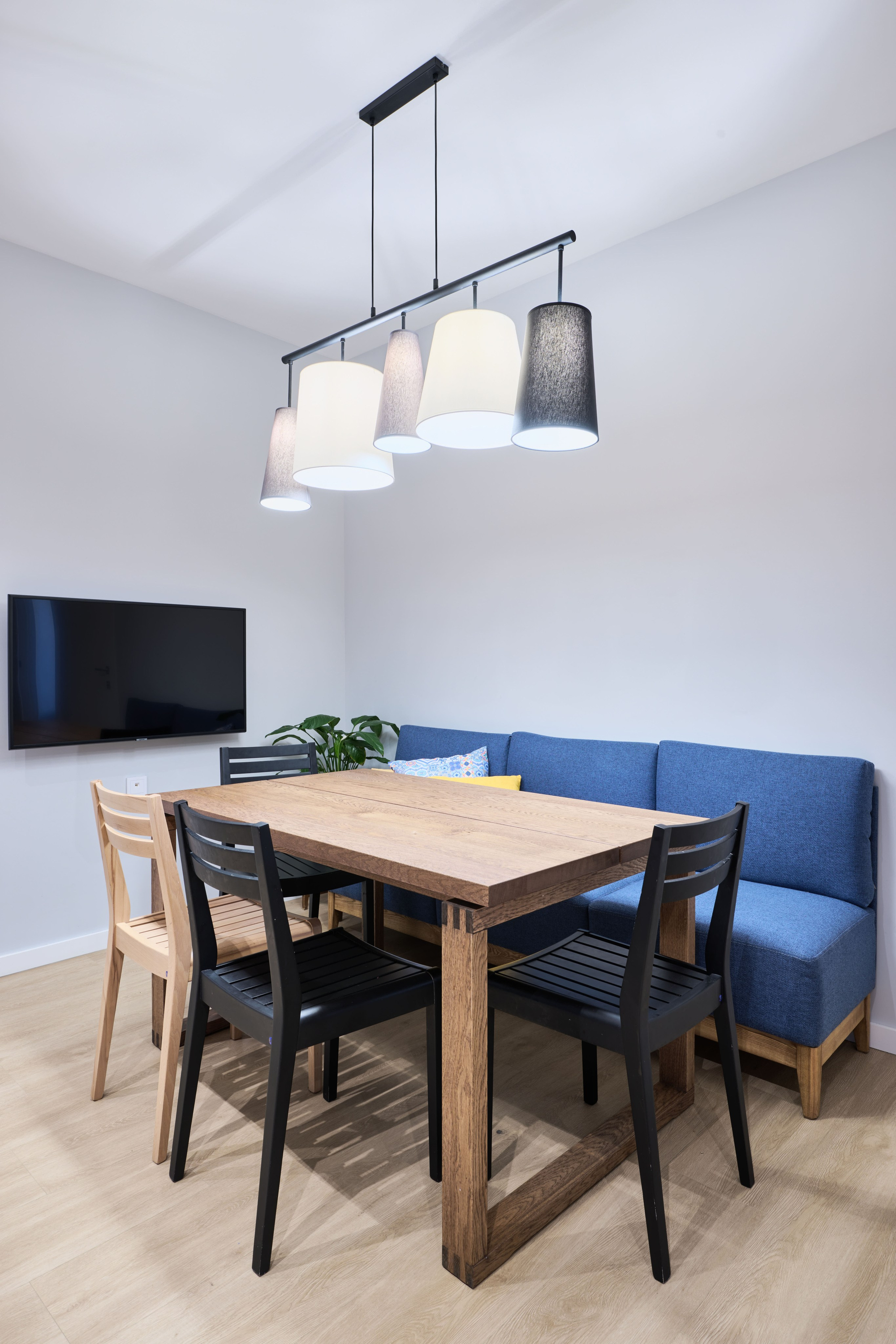 На улице Юных Ленинцев. Никита Хохловский фото и видео продакшн