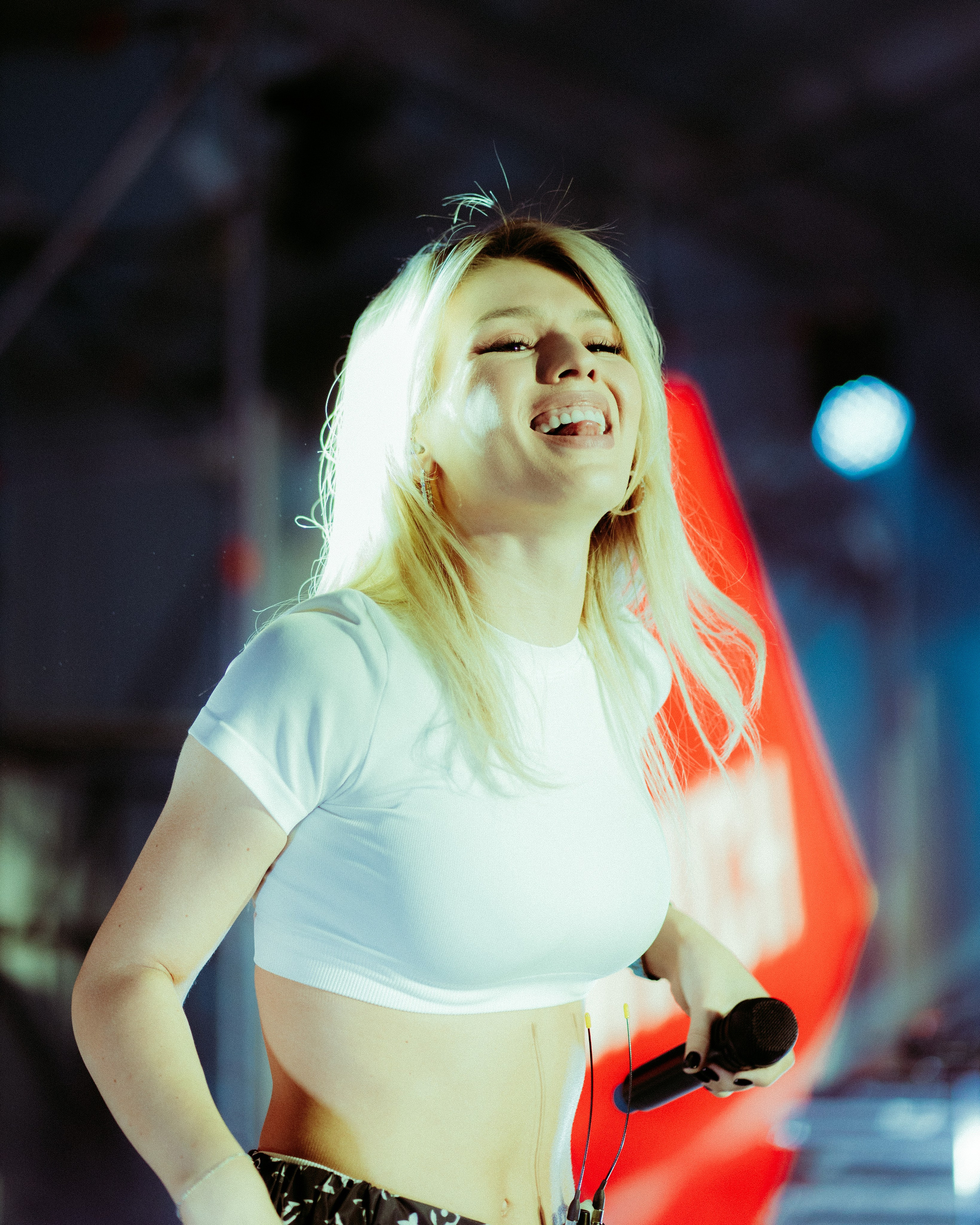 ЛЮСЯ ЧЕБОТИНА