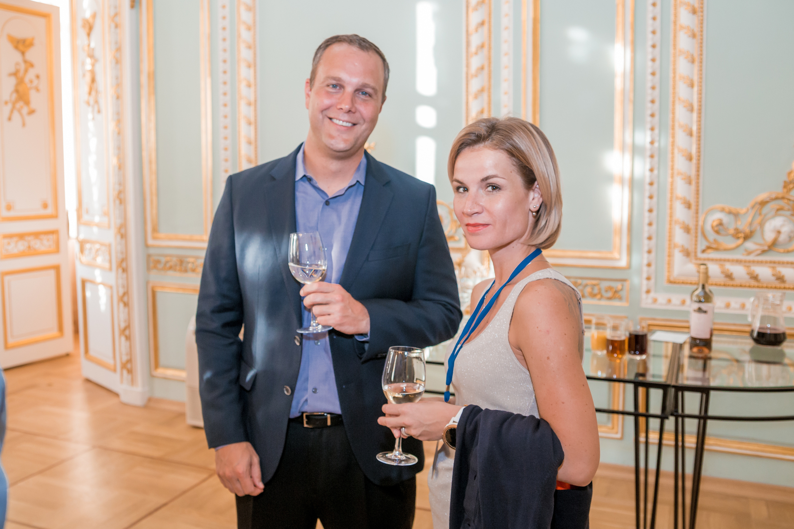 Бизнес конференции. Свободный фотограф