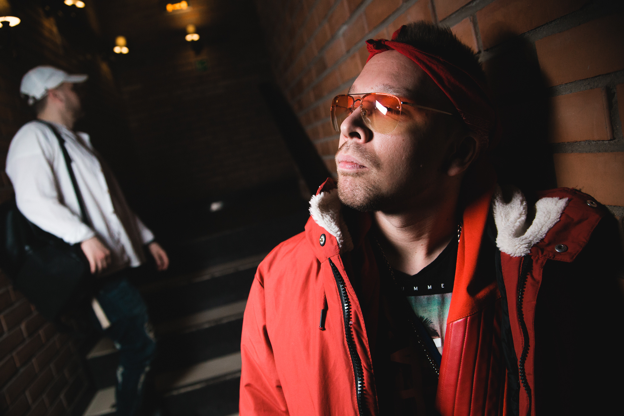 Вечеринки в ночных клубах. Свободный фотограф