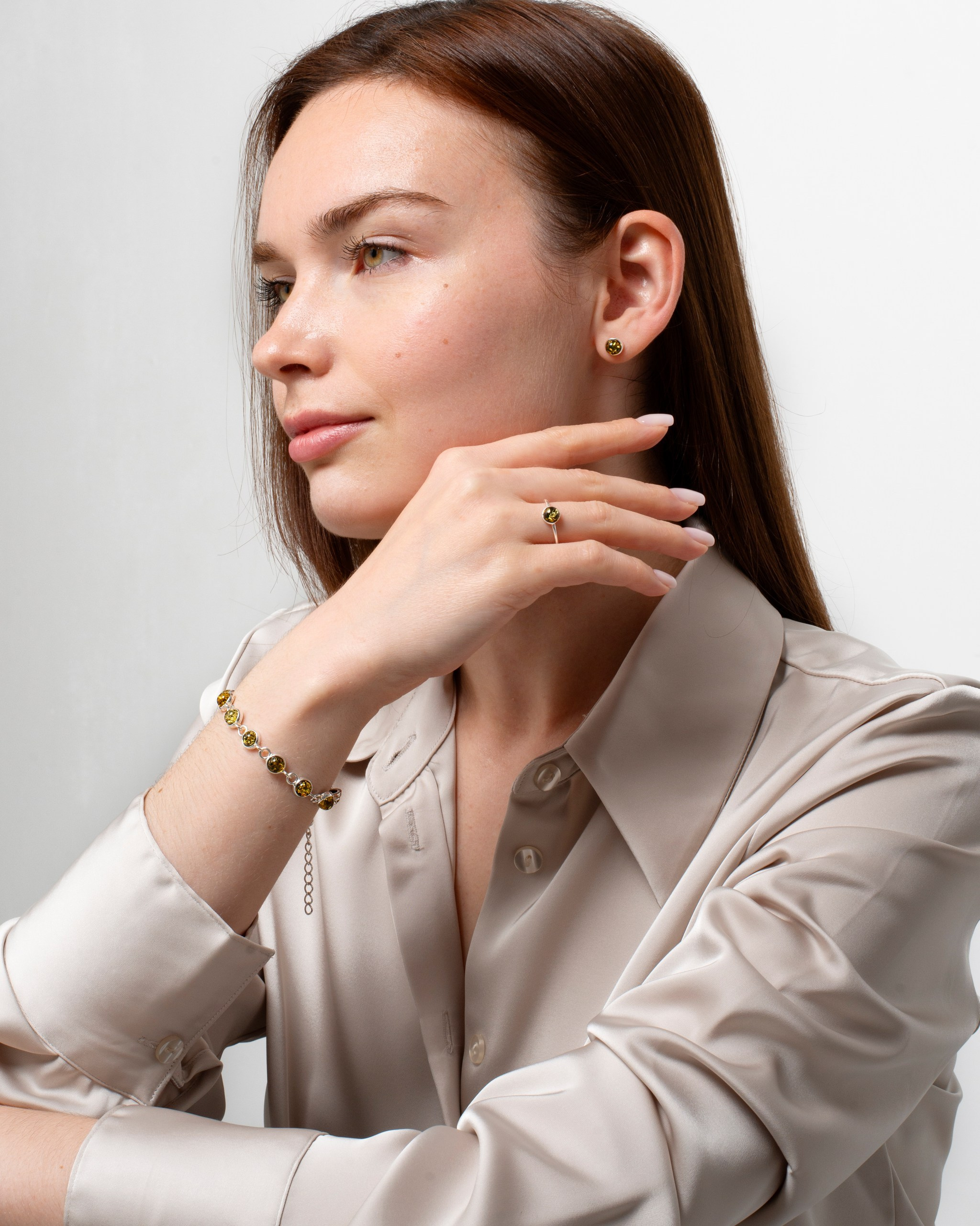 Съемка янтаря и украшений. Предметный и фуд-фотограф в Калининграде Надя Николаева