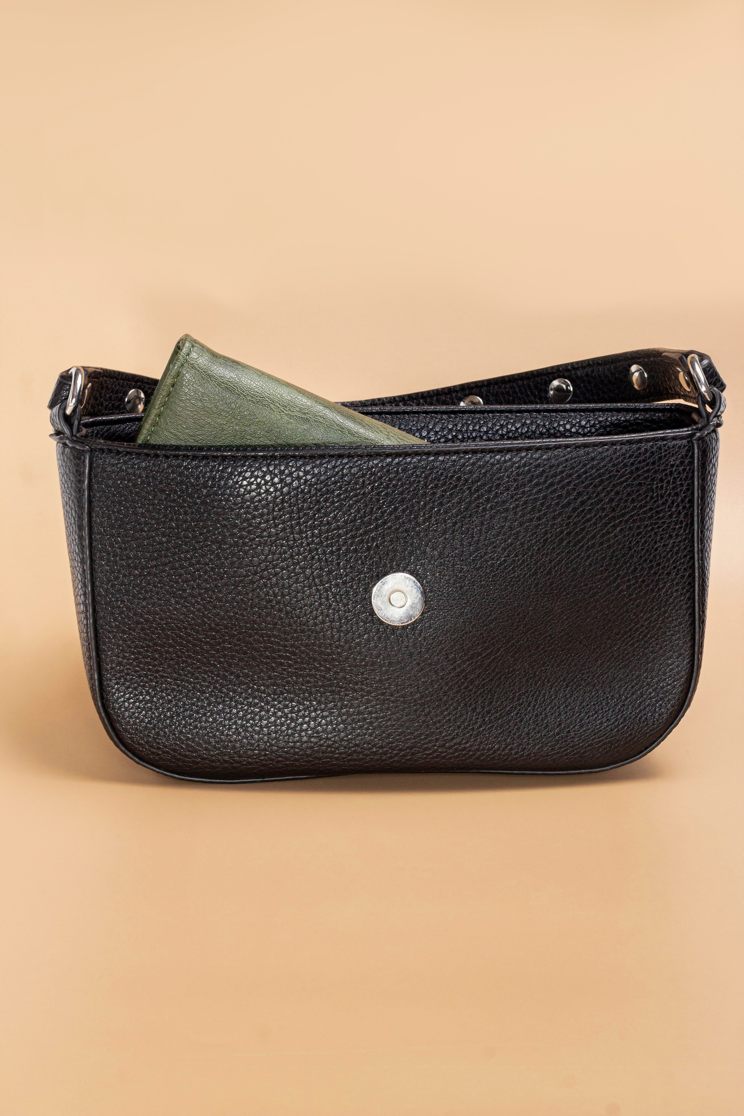 Предметная фотография изделий из кожи. Предметный фотограф в Москве и Московской области