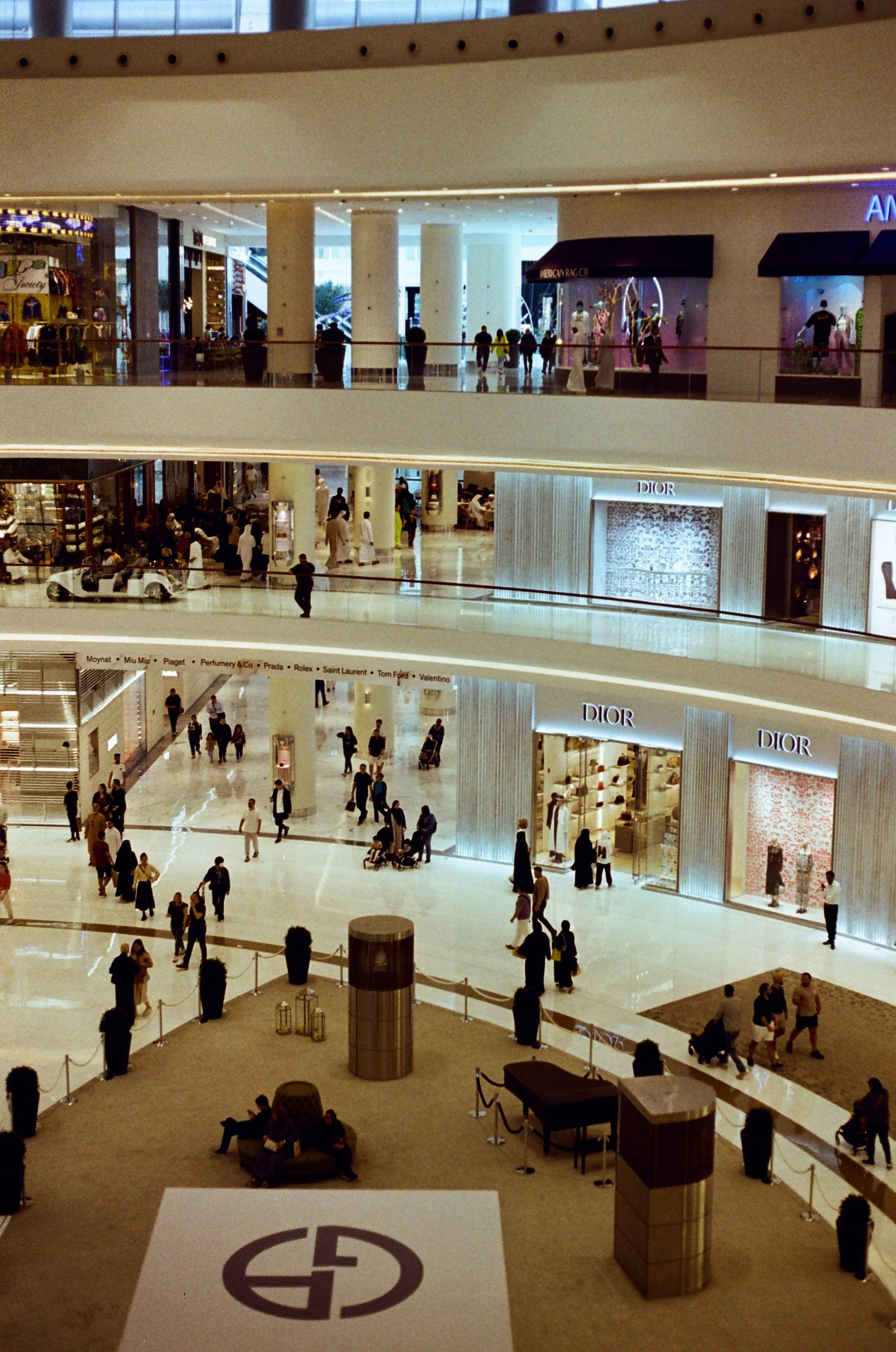 Places. TATIANA DARINA — film photographer in St. Petersburg