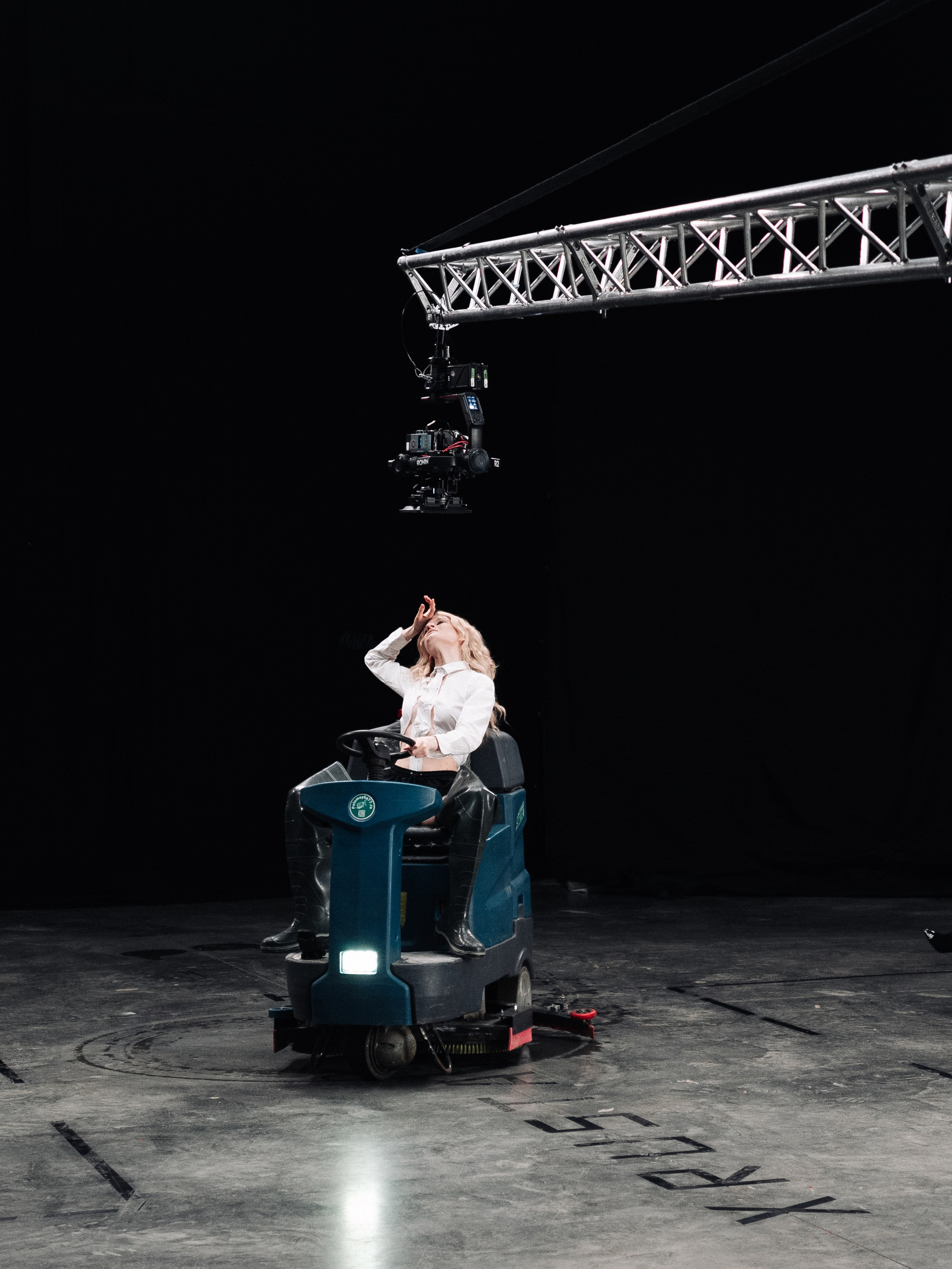 XRUSTALIK, Backstage. @tomrus: Рустам Шагиморданов — фотограф