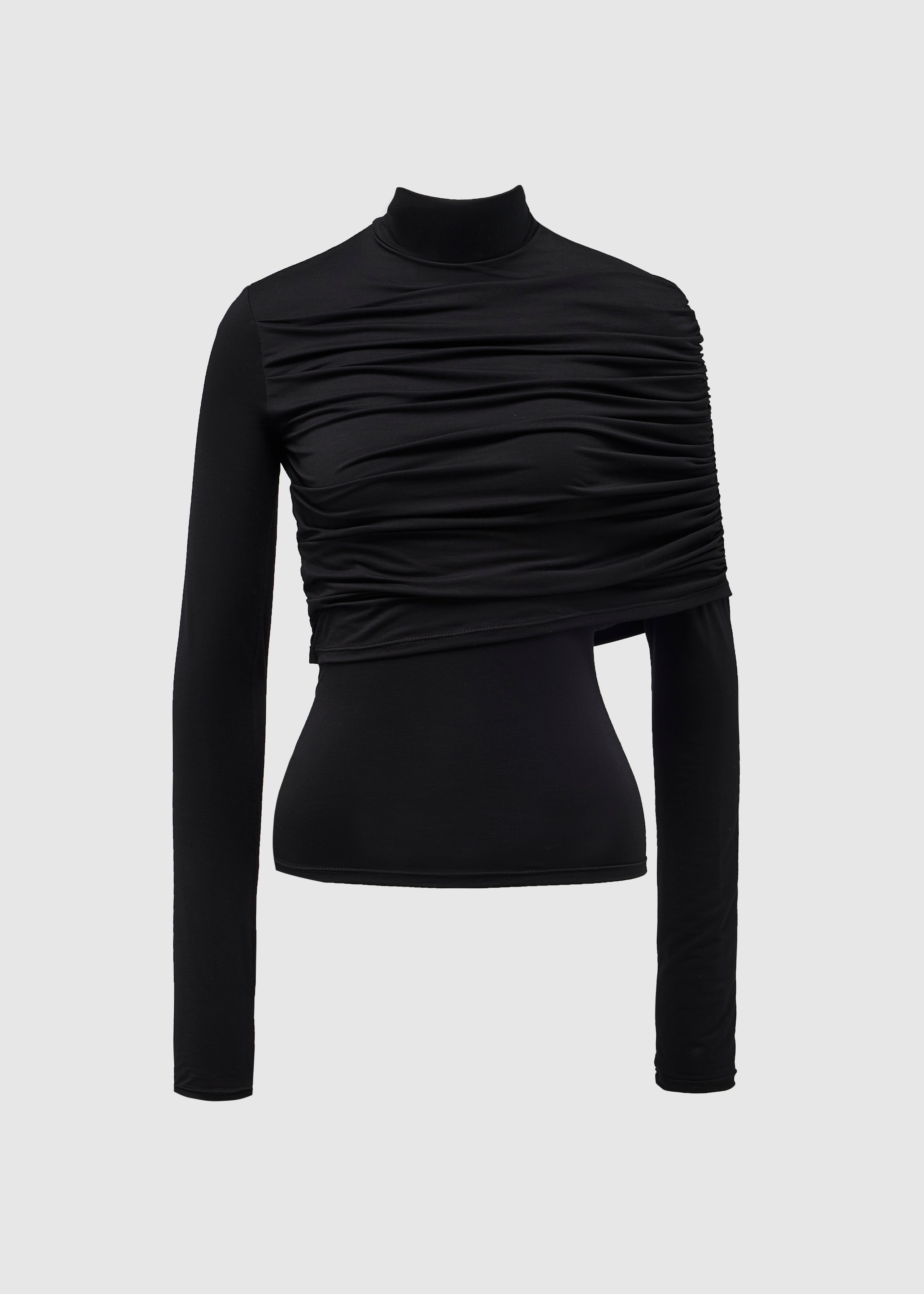 Съемка текстурного серного лонгслива на манекене для бернда одежды