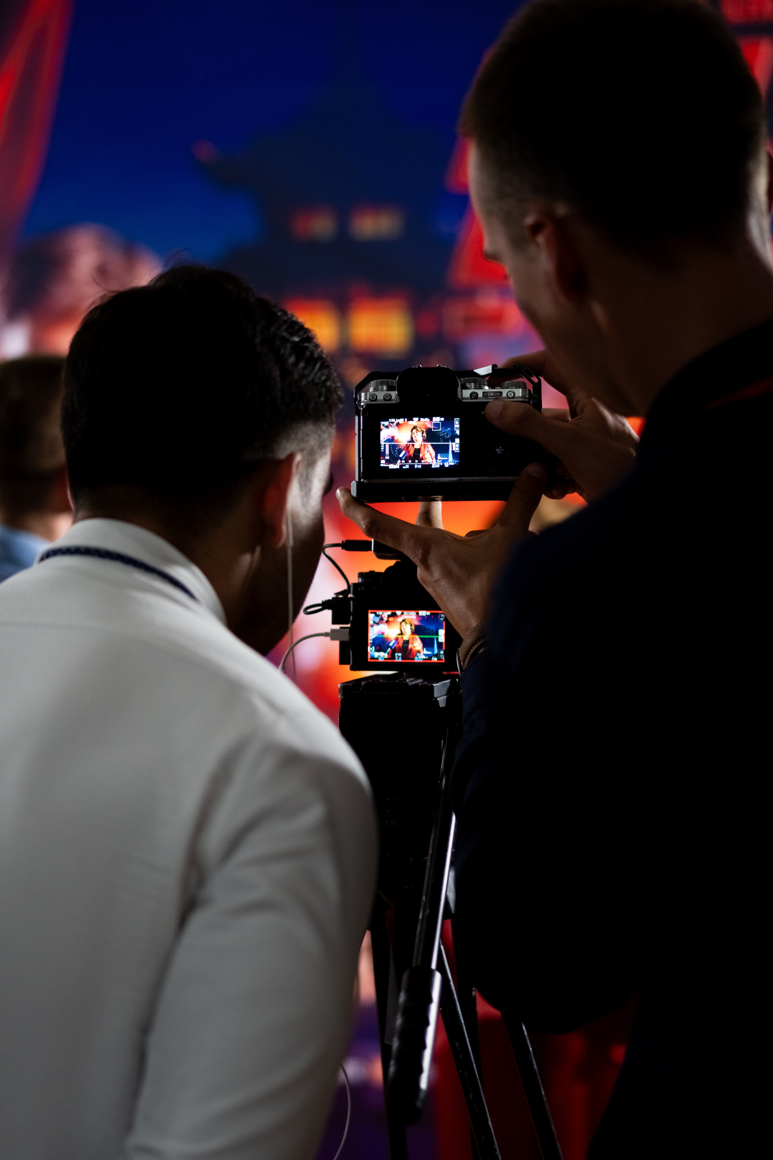 The film premiere of the “Red Silk”