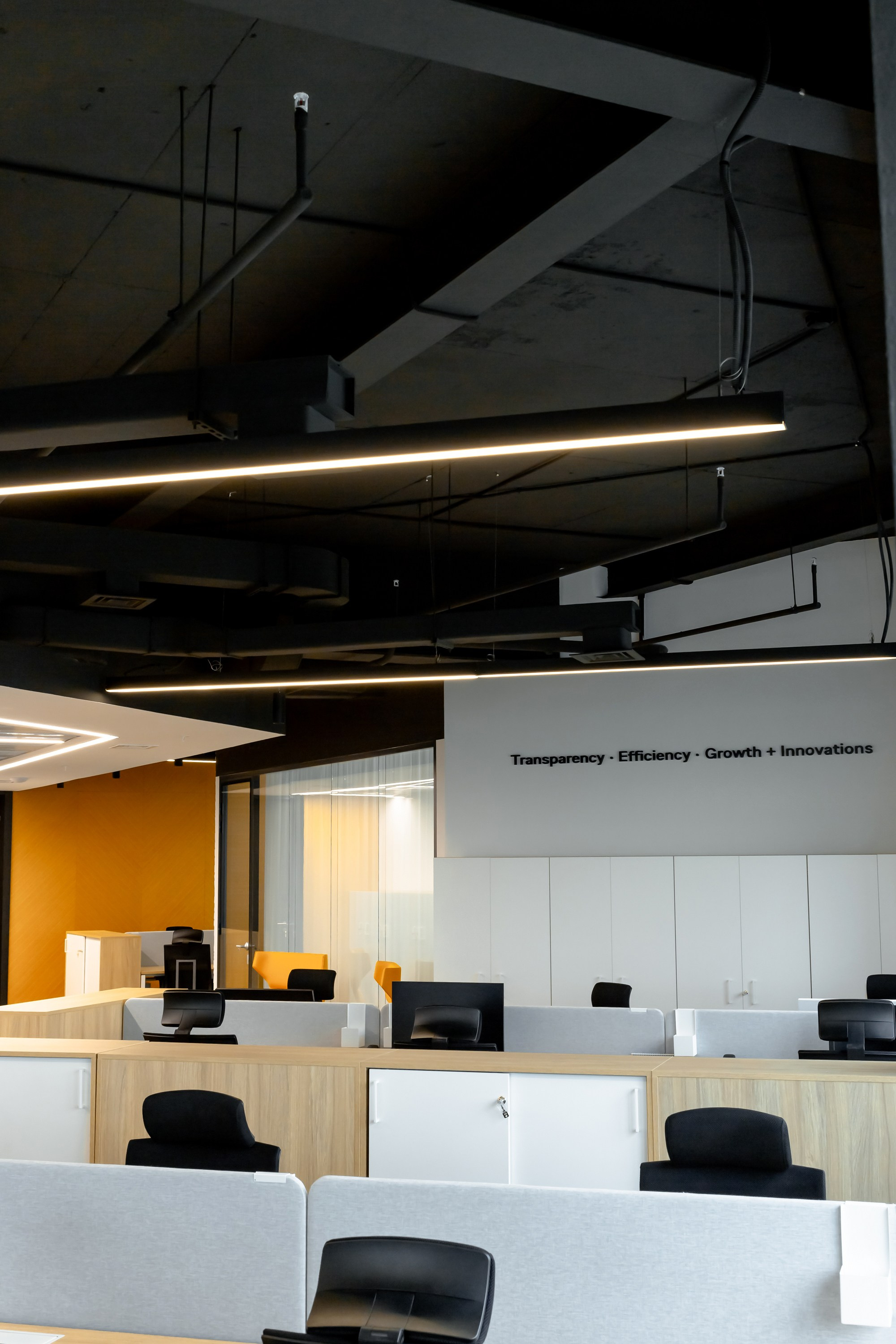 Mercure space. Репортажный фотограф в Алмате Чумаков Георгий