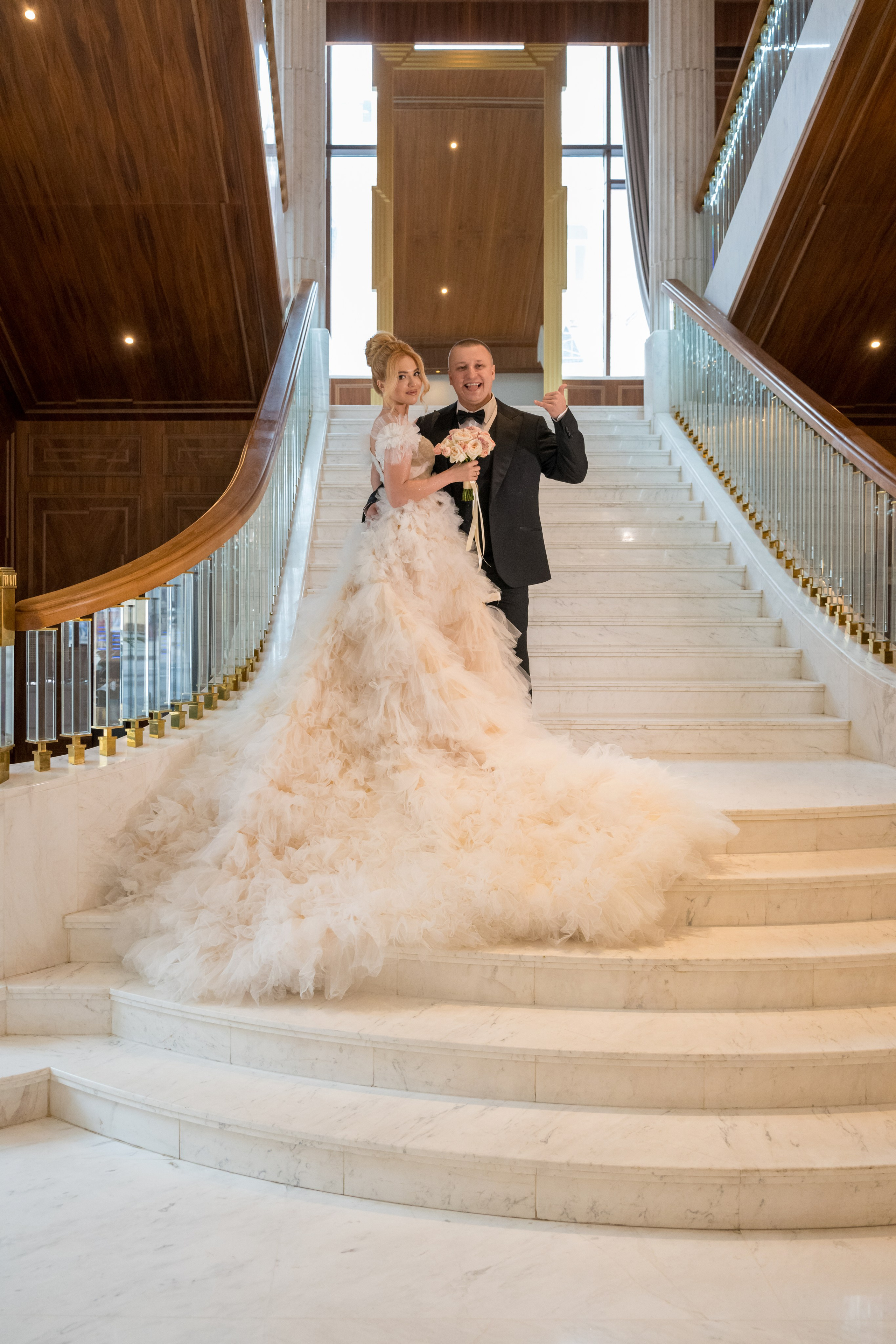 Виктор & Кристина. Семейный и контент фотограф в Москве Alira