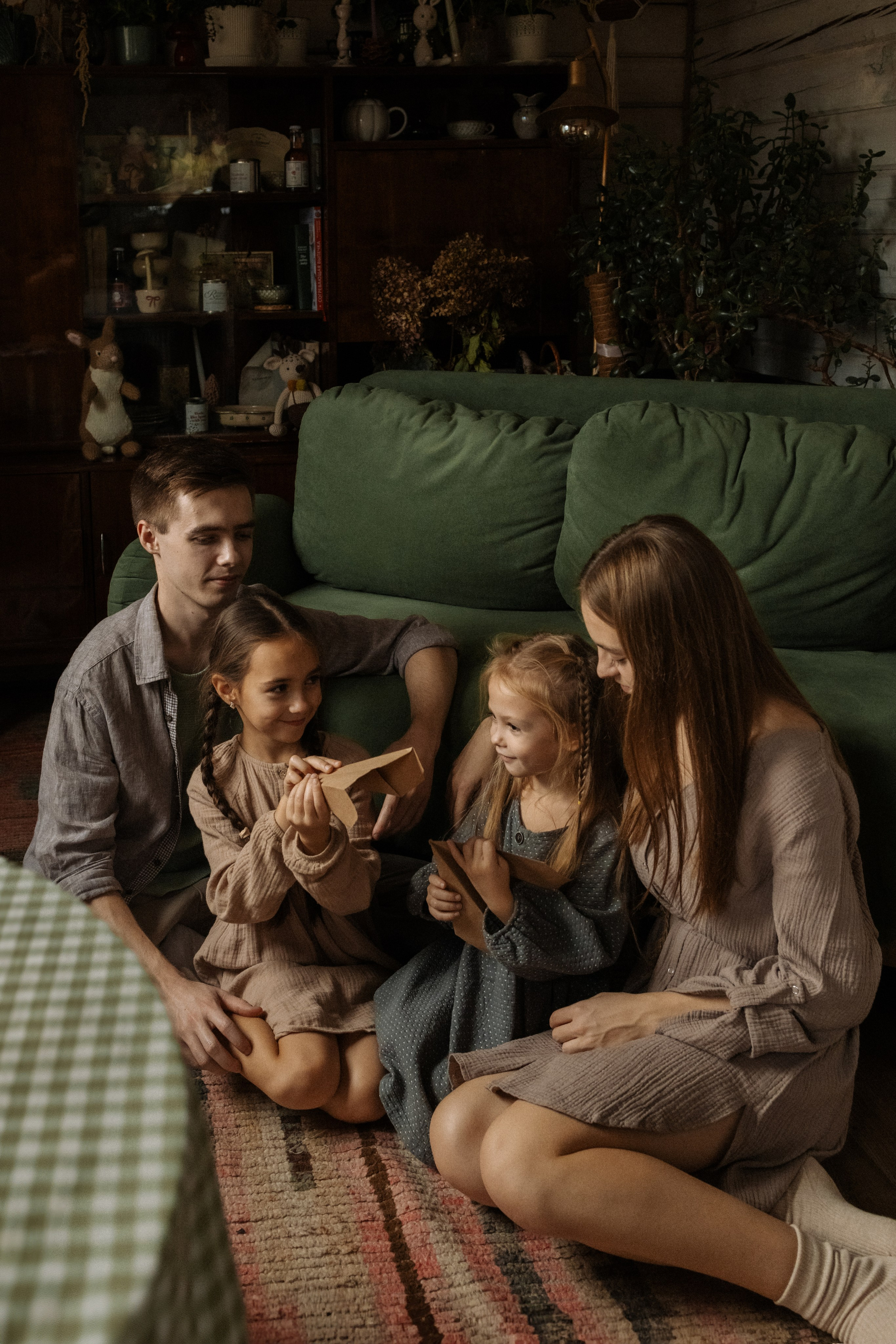 Юлия, Виктор, Саша, Настя, Ксюша и Аленка. Фотограф В Москве и Подольске Лена Иванова