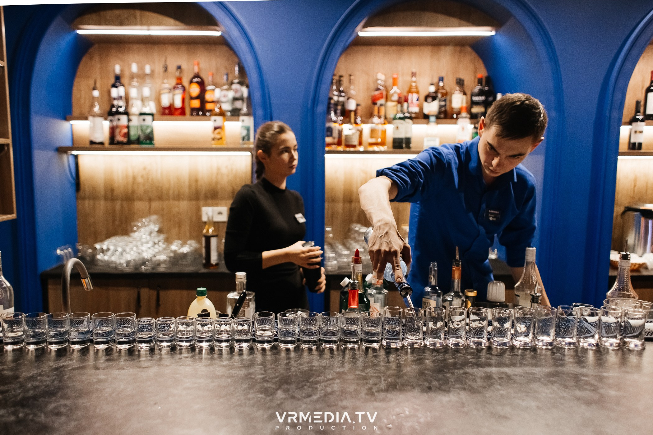 8 марта в караоке-ресторане «Голос»