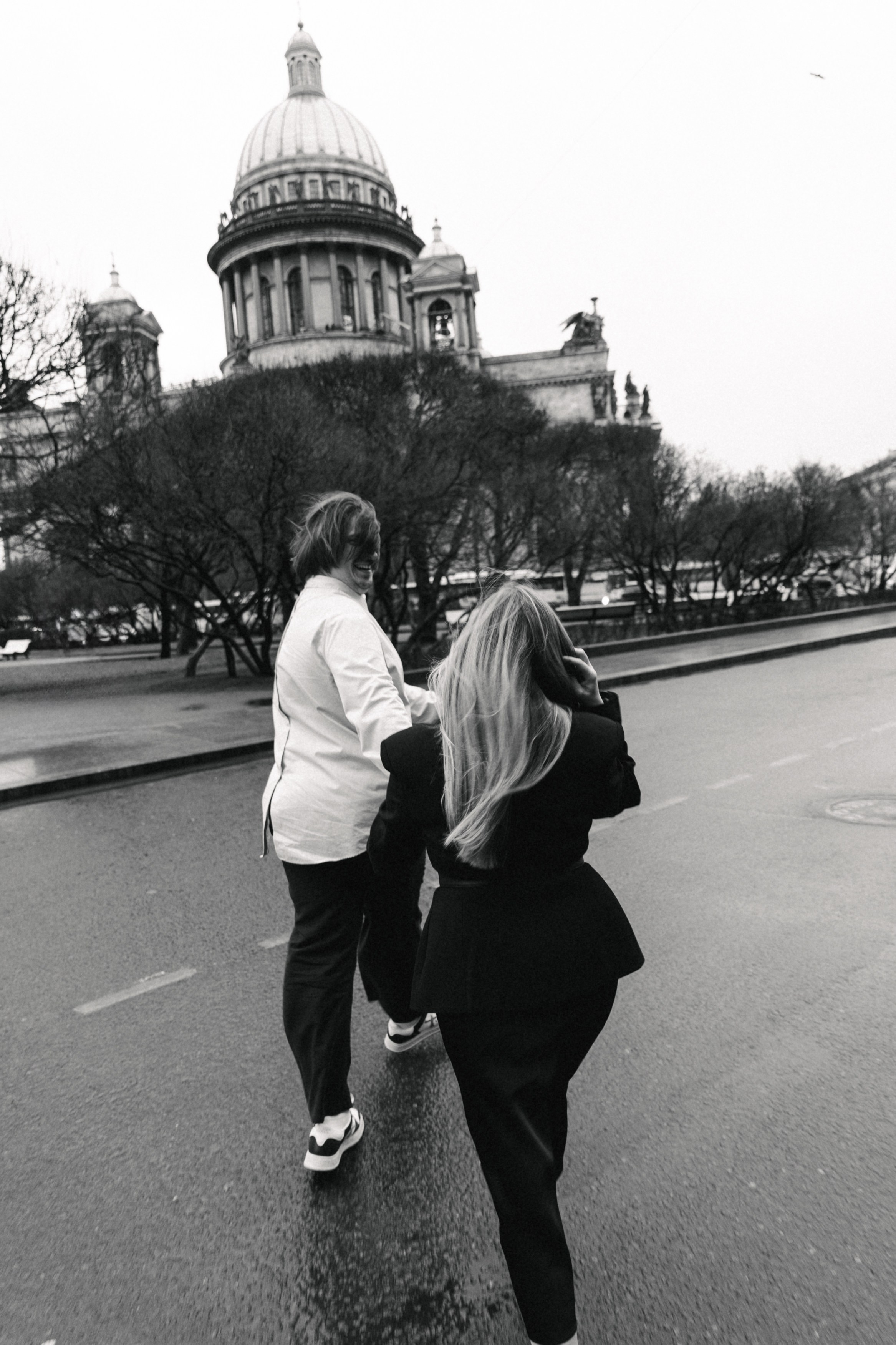 Даша и Витя в Астории. Репортажный и портретный фотограф в Санкт-Петербурге Степлевич Дарья