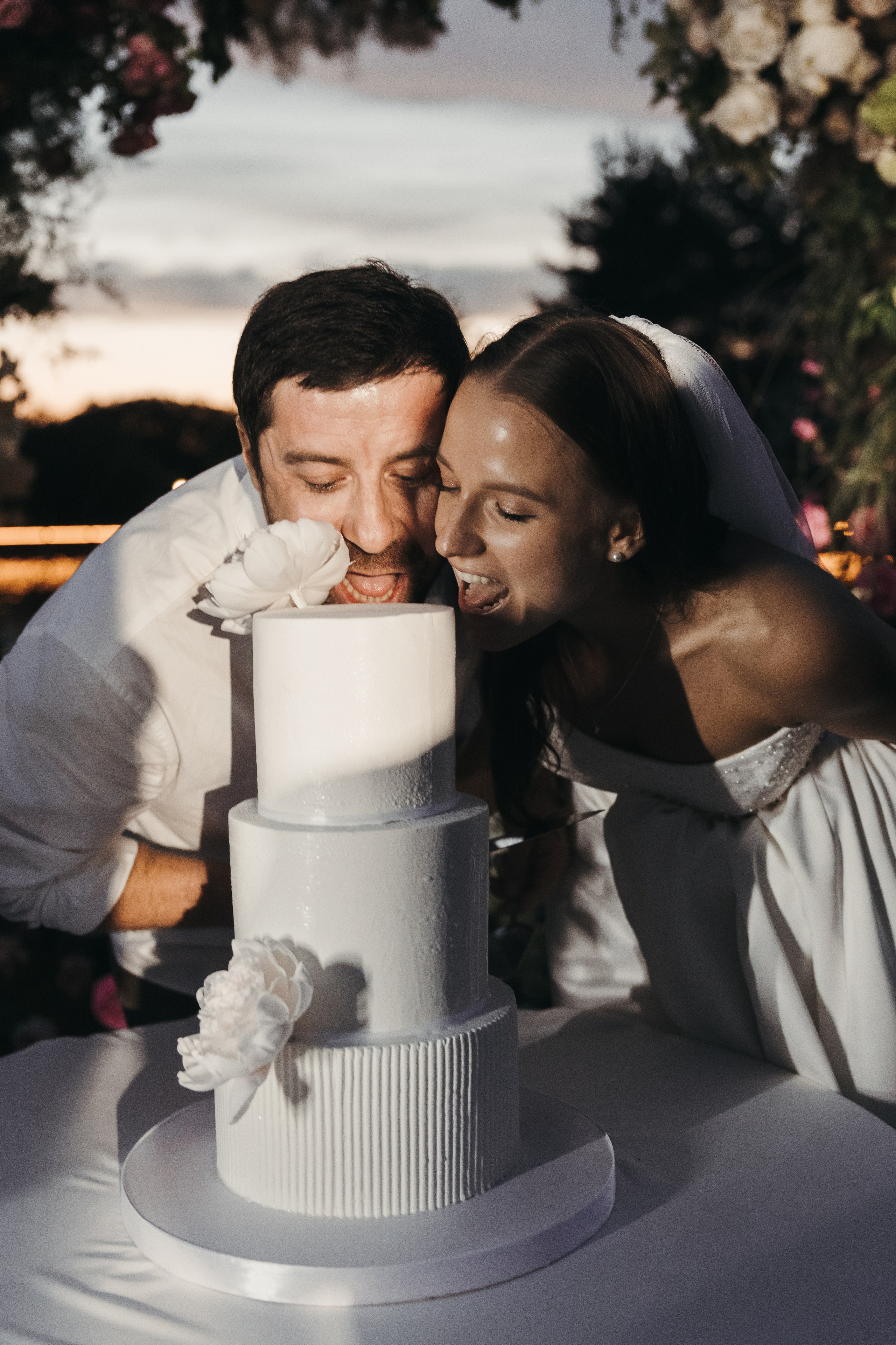 Свадебная съемка в Яхт-клубе SkyRiver, свадебная съемка в Яхт-клубе Скай Ривер. Свадебный фотограф Москва Анастасия Храмова