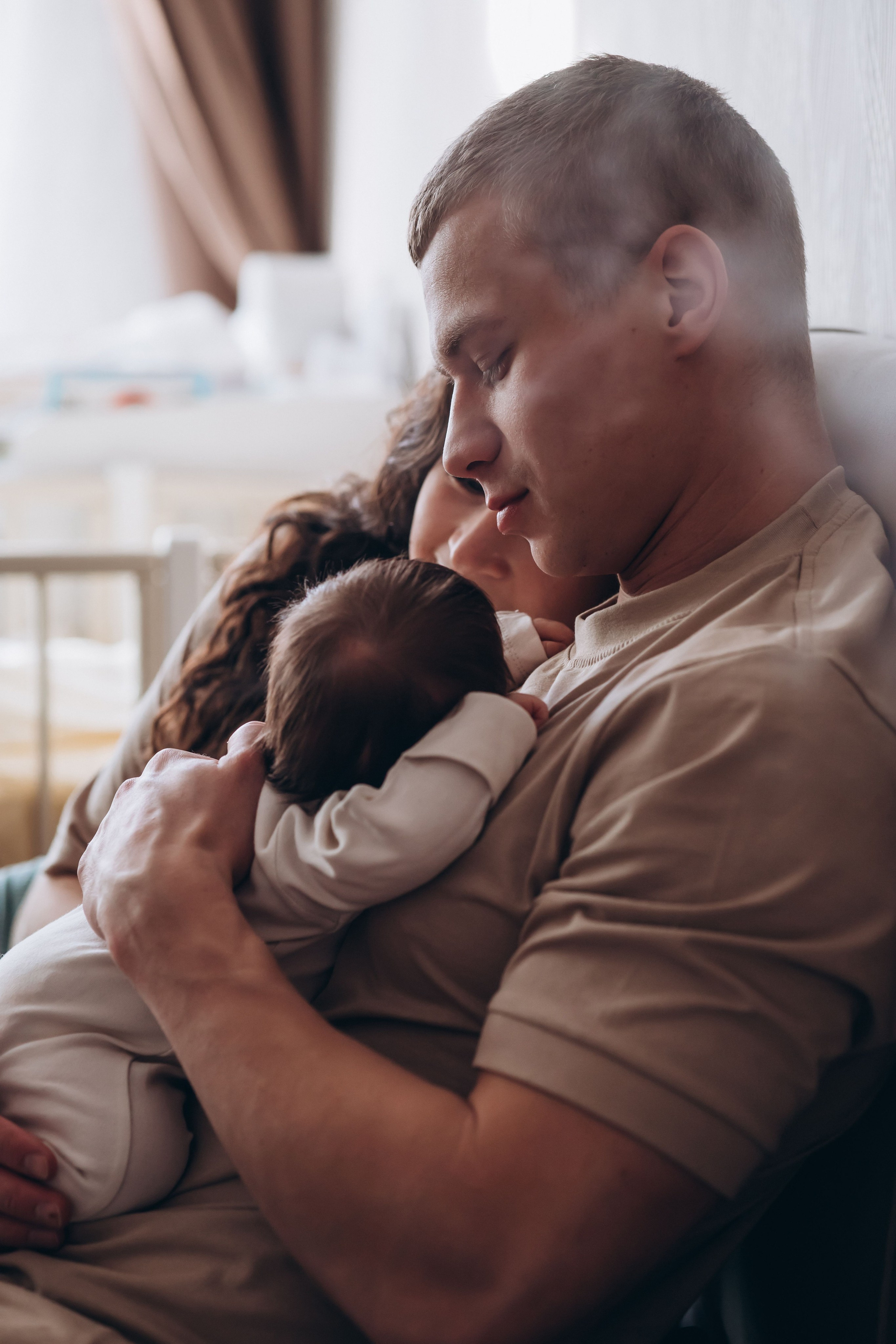 Андрей Аделина и маленькая принцесса. Семейный фотограф Нижневартовск Тюмень Ефимова Ирина