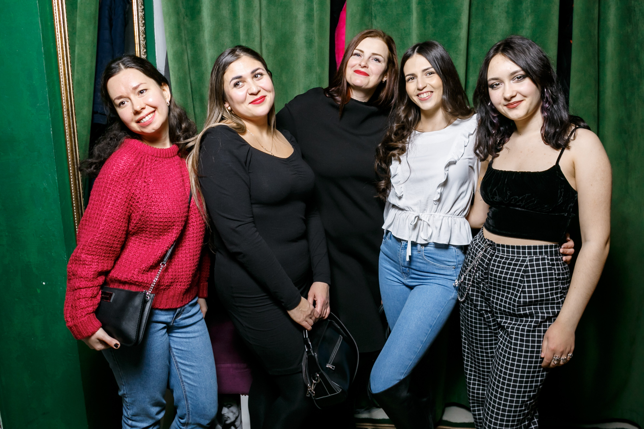 Караоке бар Bravo. Фотограф в Воронеже Иван Самодуров