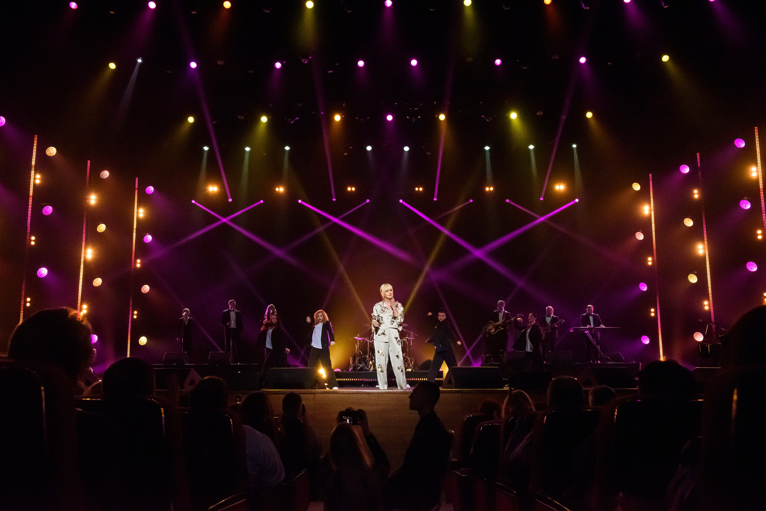 Лариса Рубальская «40 лет с песней по жизни» — Крокус Сити Холл. Бренд-фотограф для экспертов и блогеров в Москве Влада Горбовская