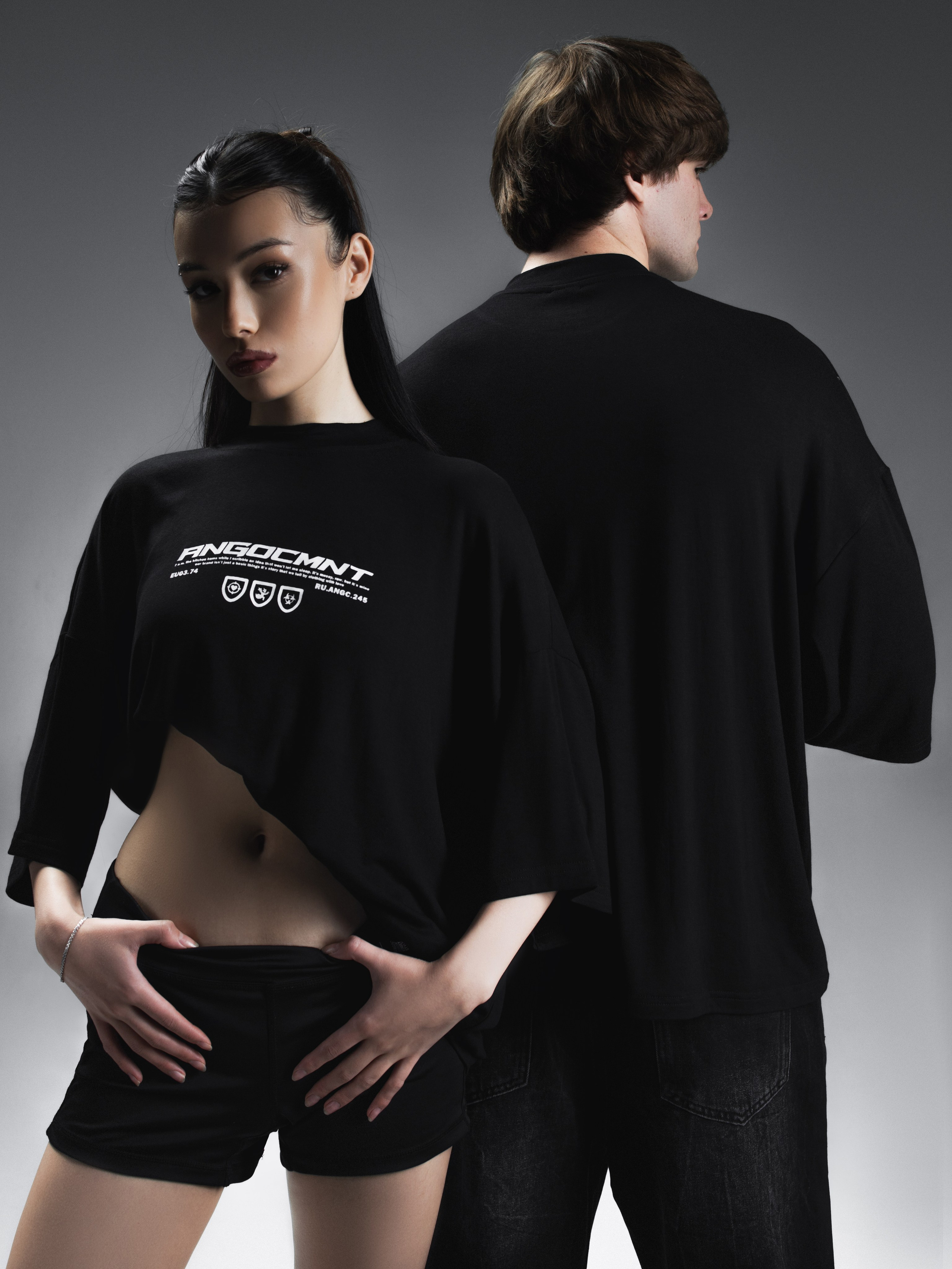 КАТАЛОГ | серый фон. RUNA production — стильные съемки для брендов