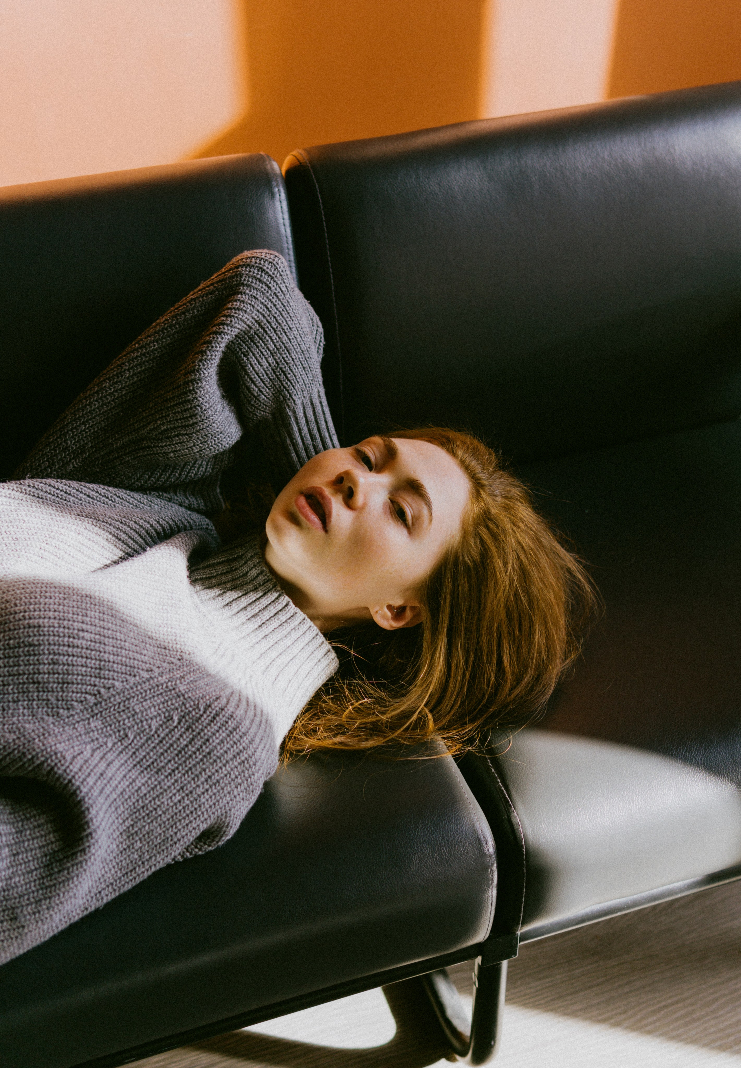 Яна в студии (film). Главная