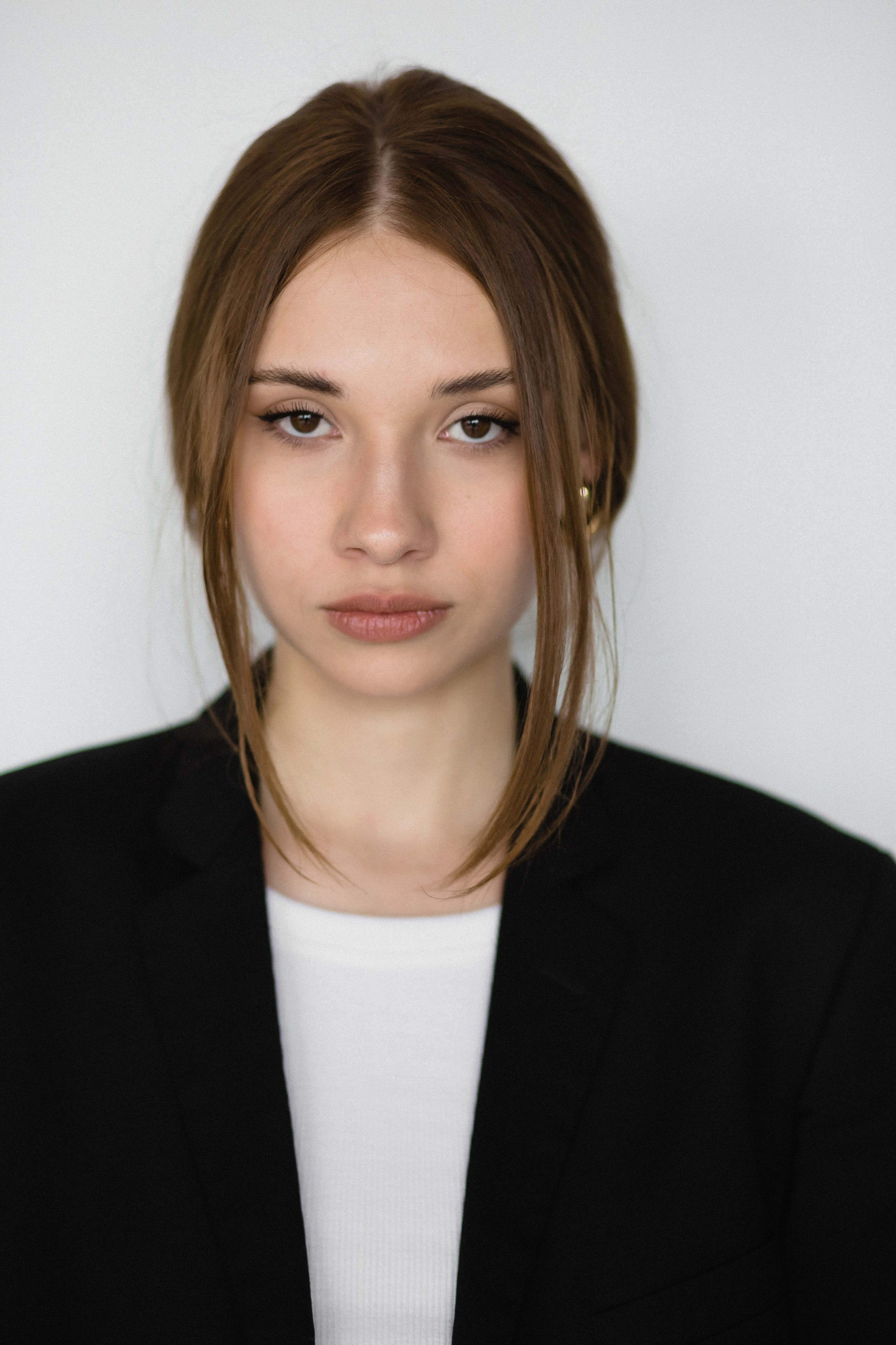 Искрящаяся Красота: Катя в Объективе Фотостудии 'Луч' Таганрога. Свадебный и семейный фотограф в Таганроге Бакарюк Антон