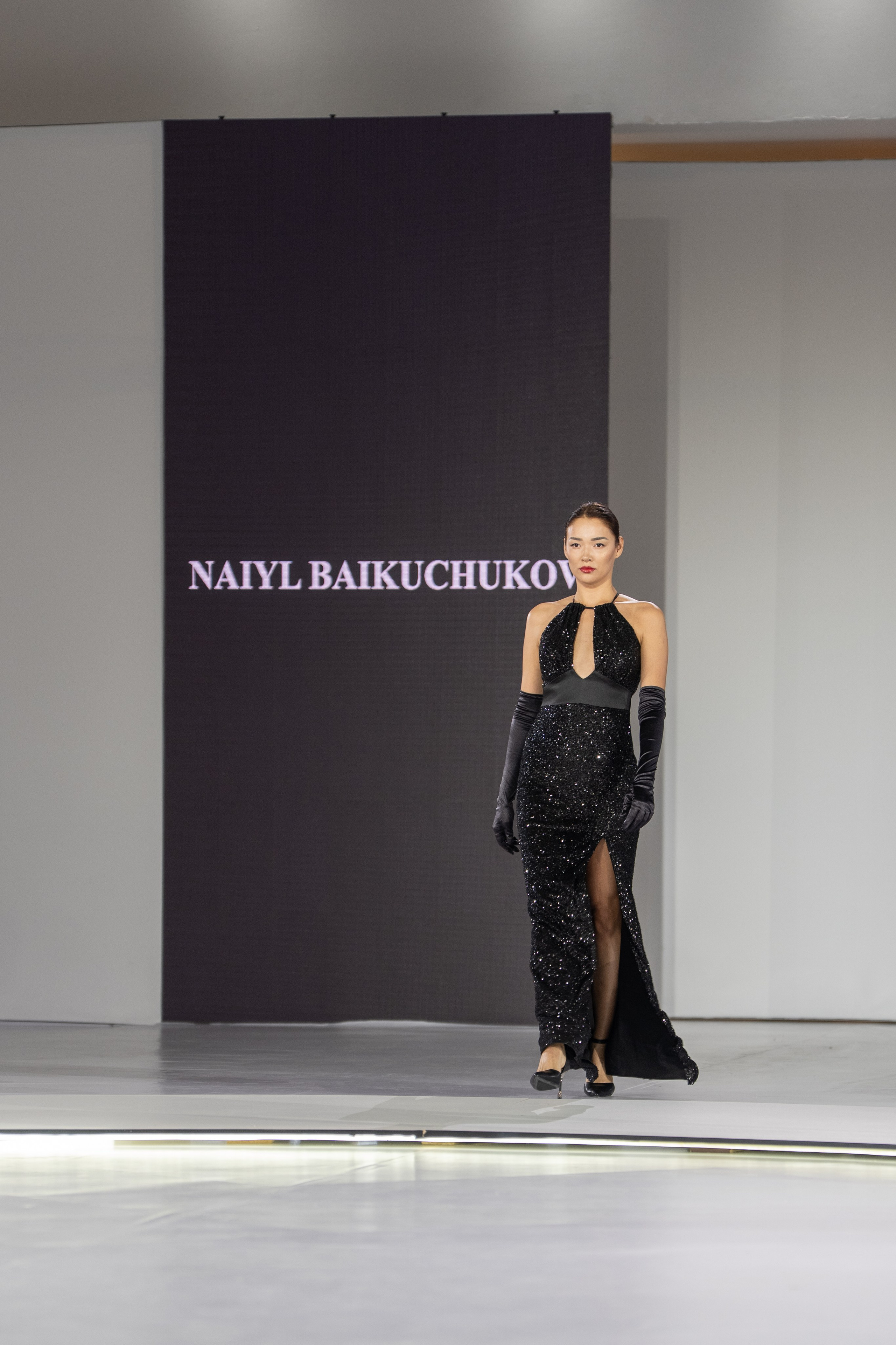 Naiyl Baikuchukov. Сайт Алматинского НЮ АРТ, будуар и фэшн фотографа Дениса Карпенко