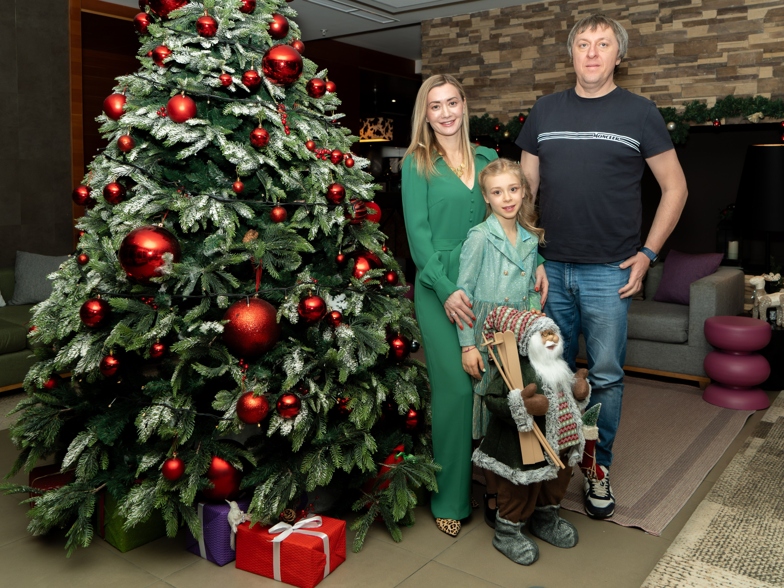 Новый год 2024 в ресторане Эрбелия. Репортажный фотограф в Красной Поляне и Сочи Павлюченко Екатерина