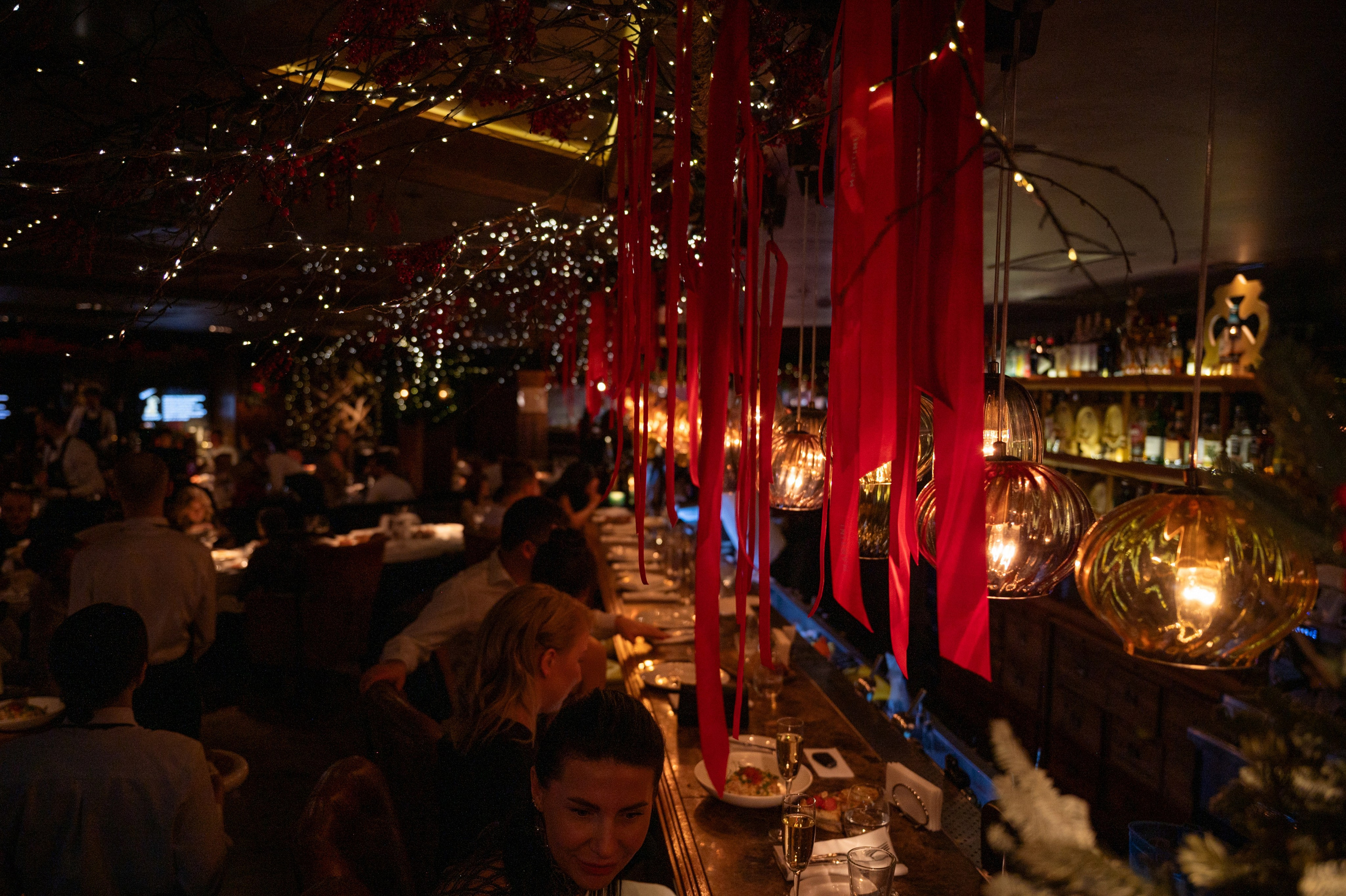 Новый год 2025 в ресторане Red Fox. Репортажный фотограф в Красной Поляне и Сочи Павлюченко Екатерина