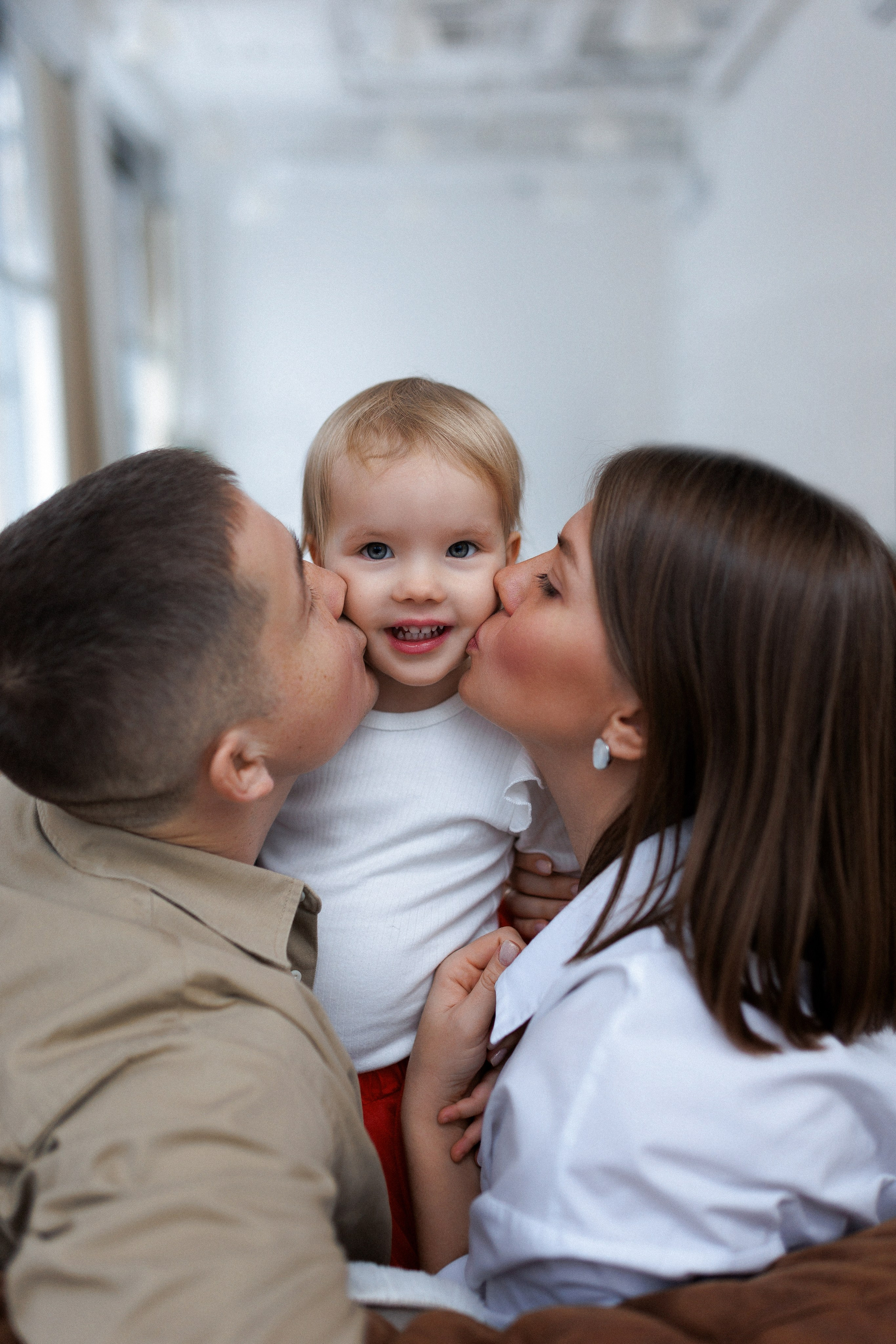 Сергей, Александра, Рита и Миша. Новогоднее. Настя Оленченко, портретный/семейный фотограф на цифру и плёнку Москва