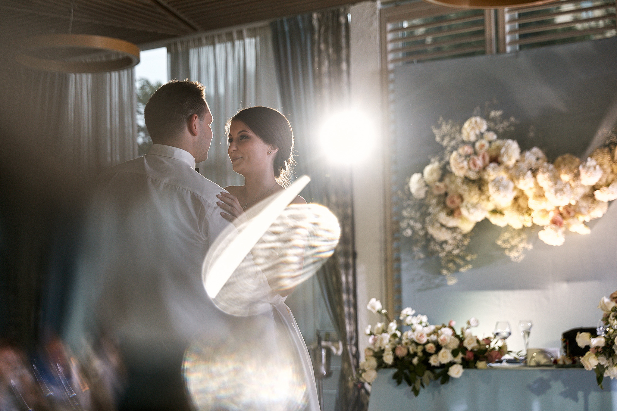 На теплоходе музыка играет). Фотограф Игорь Цаплин