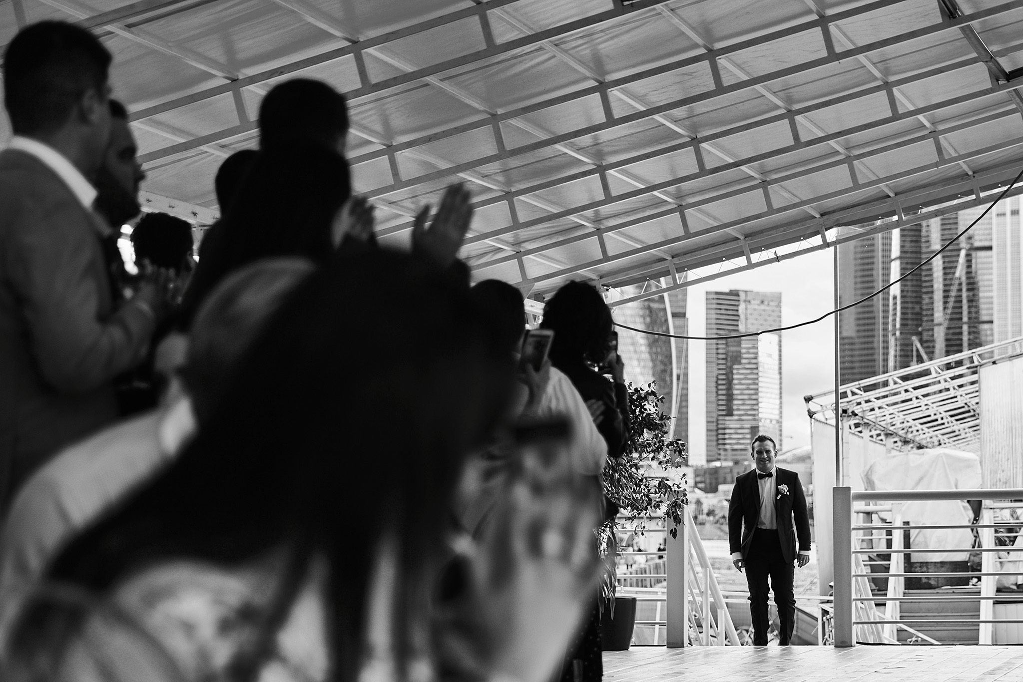 На теплоходе музыка играет). Фотограф Игорь Цаплин