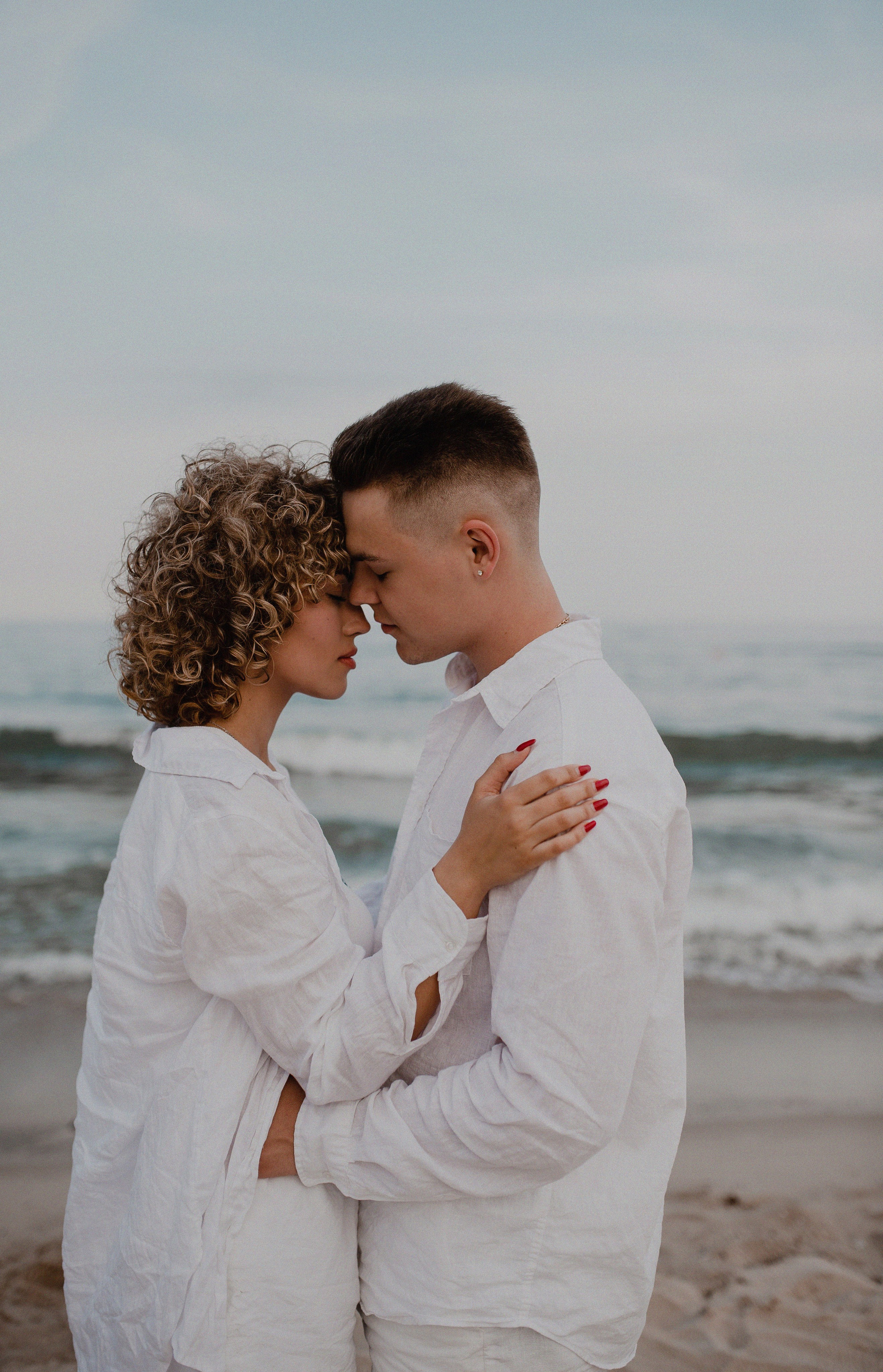 Фотосессия лавстори у моря Калининград. Семейная фотосессия Бутово Москва фотограф Алина Морщагина