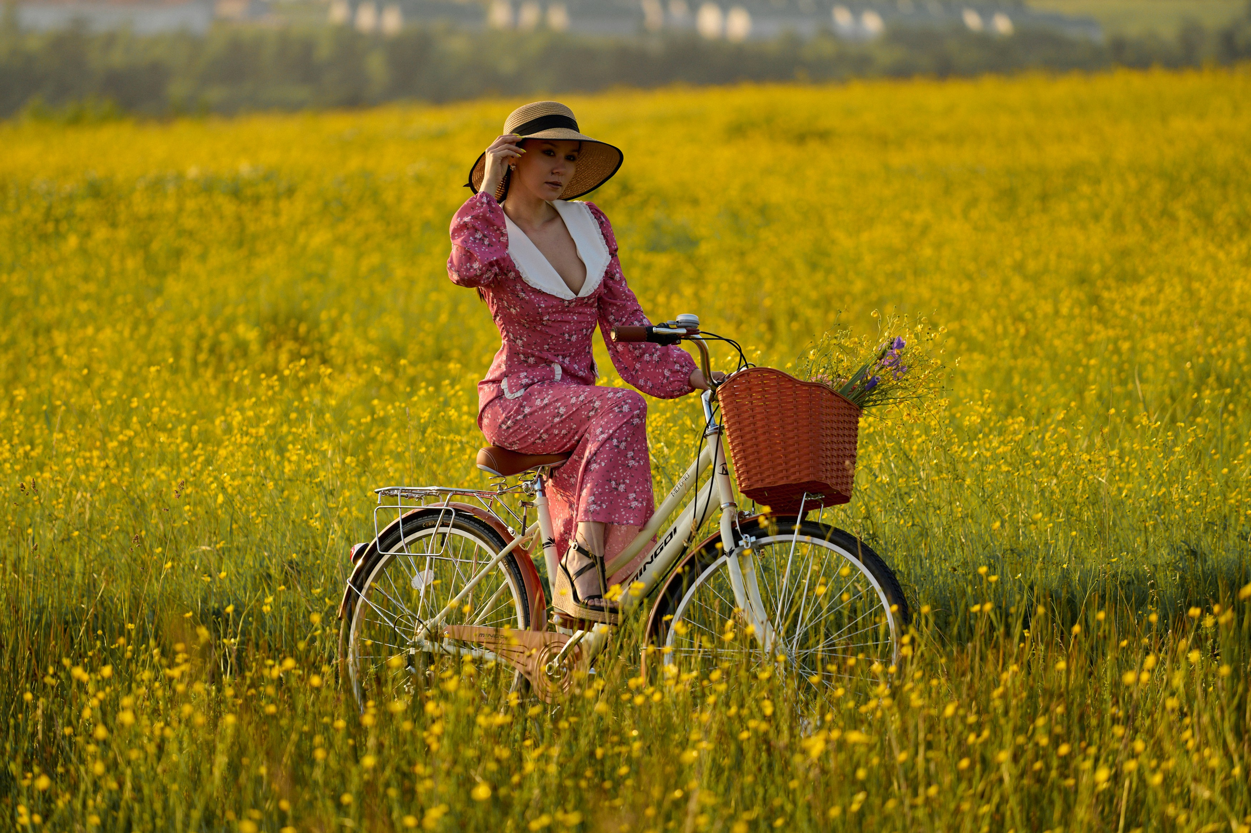 «я буду долго гнать велосипед»(29.06.2025). Фотограф Андрей Серенков