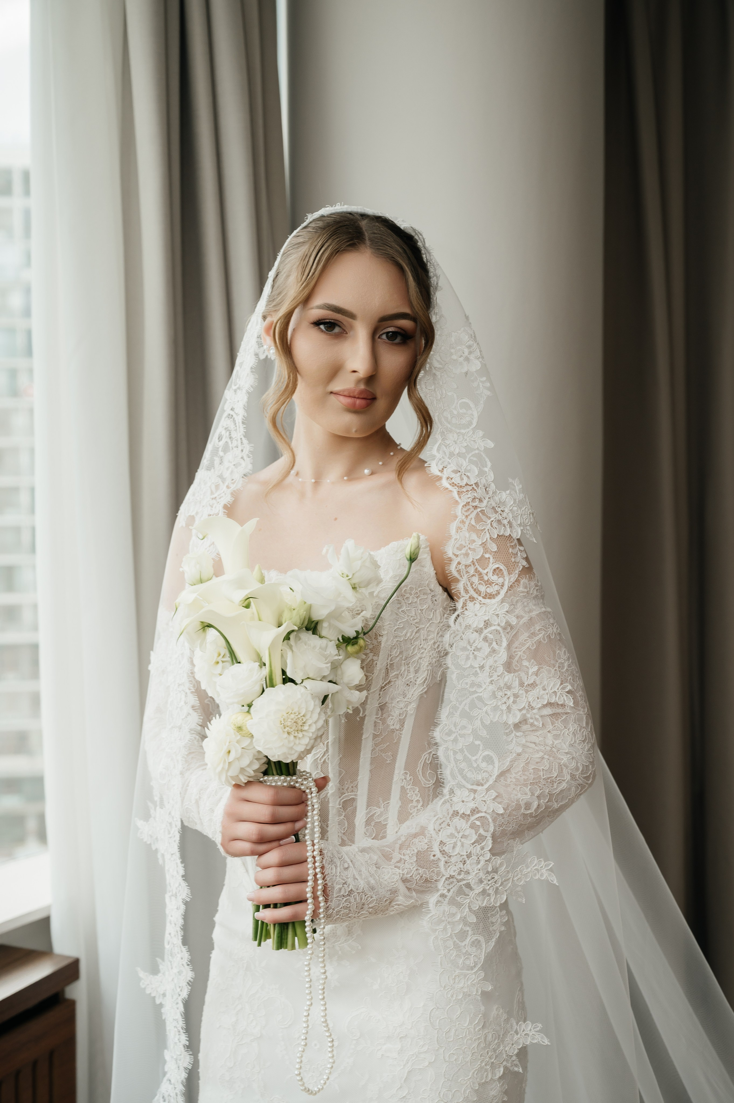 Свадьба (утро в отеле). Свадебный и семейный фотограф в Краснодаре Алина Мельник