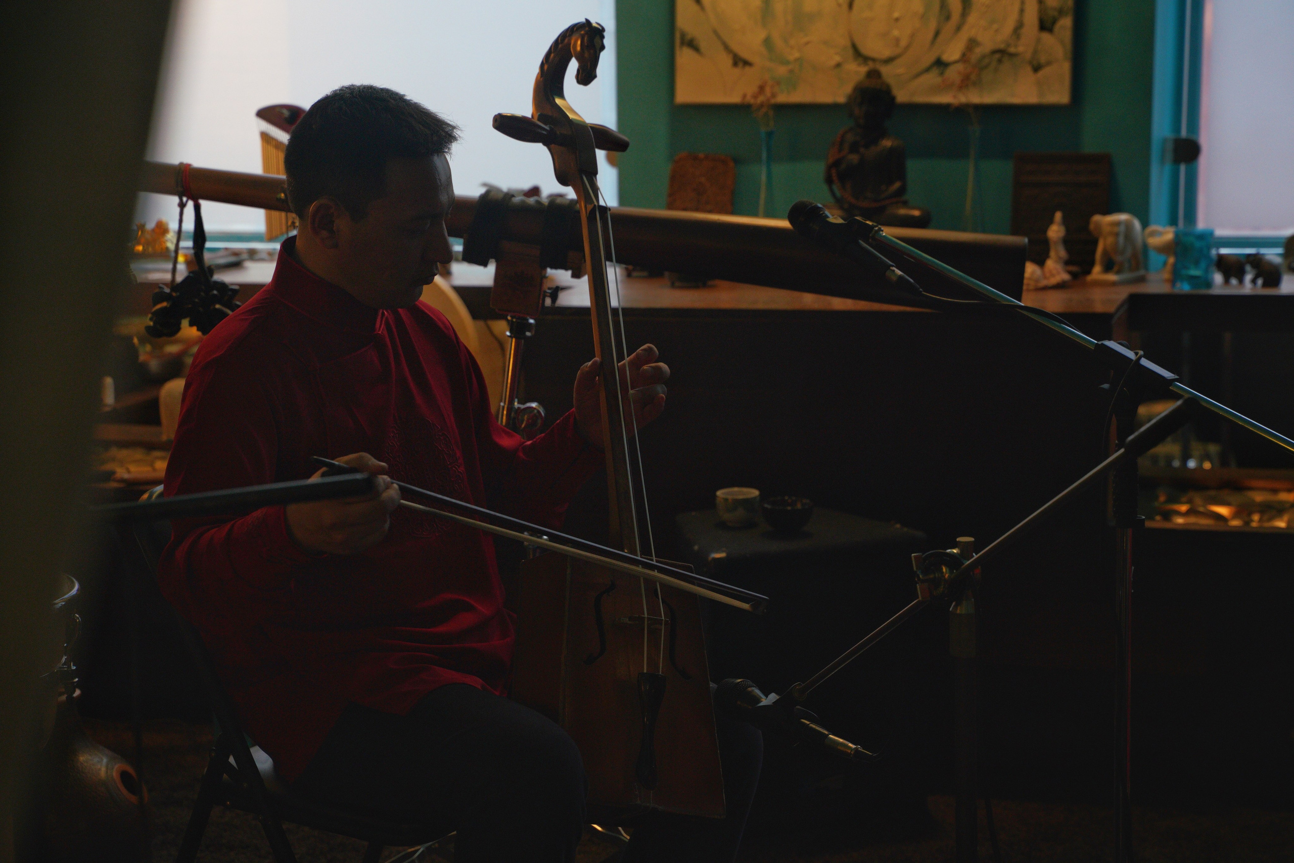 Выступление Forest jam project в Открытом в чайной Чаван. Портретный и репортажный фотограф Наталья Горобец