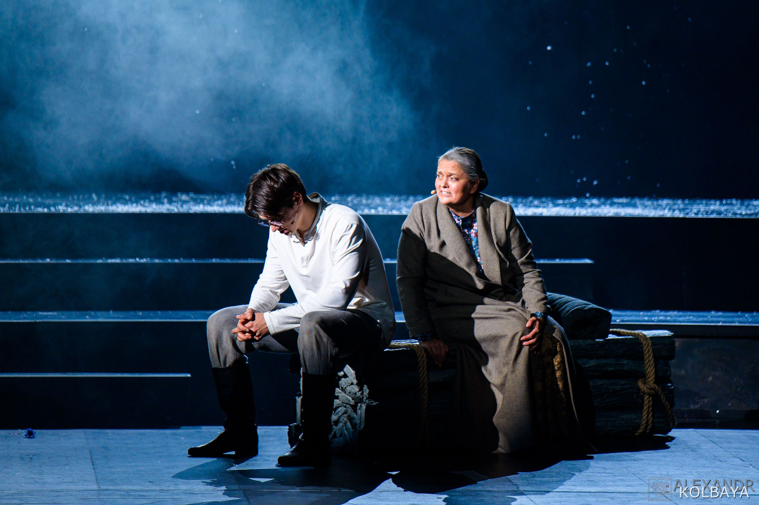 Фоторепортаж с мюзикла Вальс-Бостон 18 сентября 2025 года. Концертный и театральный репортажный фотограф в Москве Александр Колбая