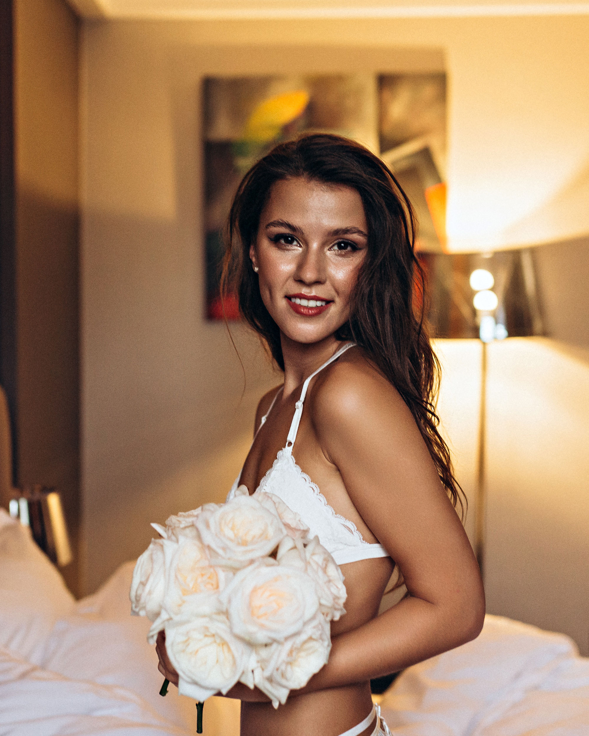 Сборы невесты с подружками. Свадебный фотограф в Москве Максим Паршаков